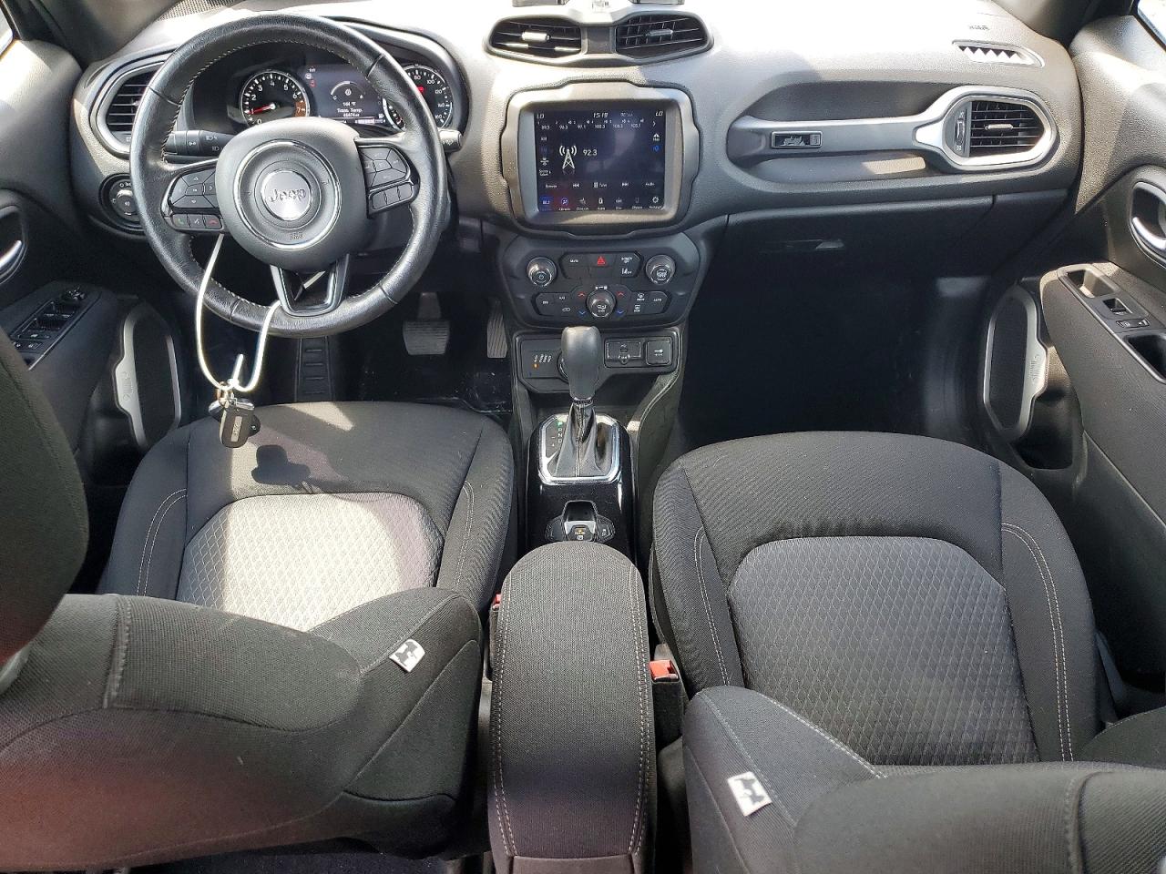 2021 Jeep Renegade Latitude Black vin: ZACNJDBB6MPN28440