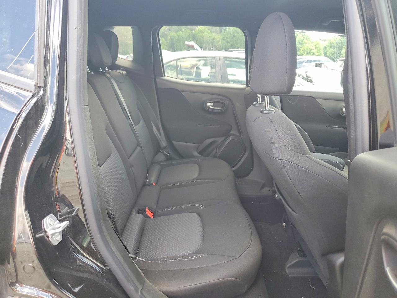 2021 Jeep Renegade Latitude Black vin: ZACNJDBB6MPN28440