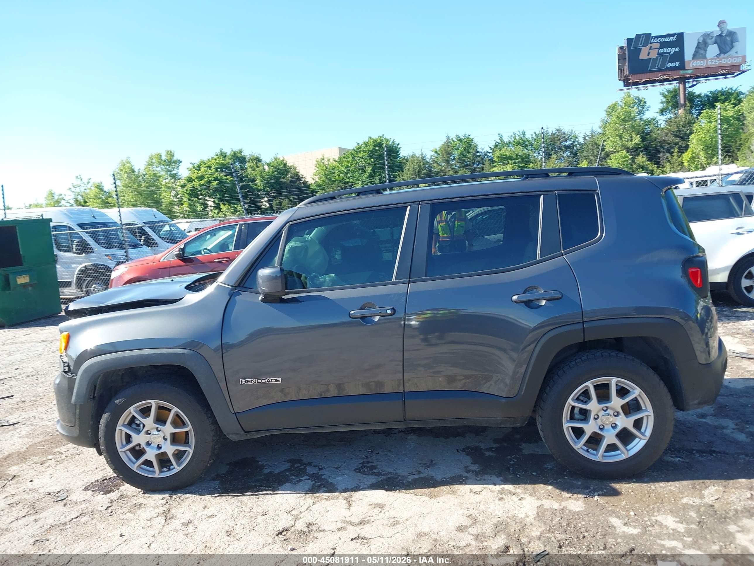 2021 Jeep Renegade Latitude 4x4 Серый vin: ZACNJDBB8MPN36605