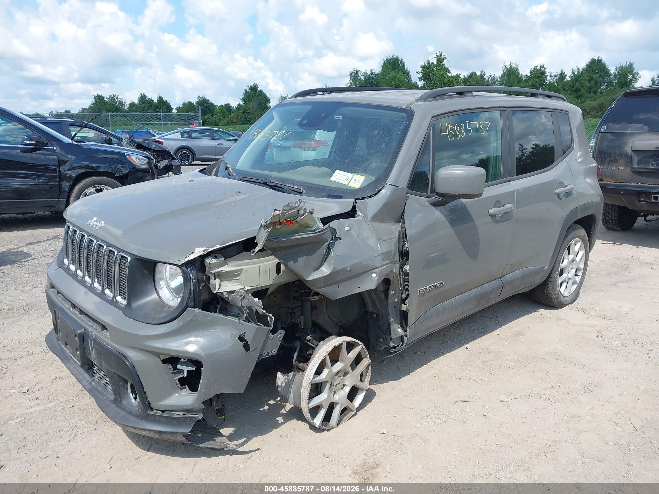 2021 Jeep Renegade Latitude 4x4 Gray vin: ZACNJDBBXMPM44024