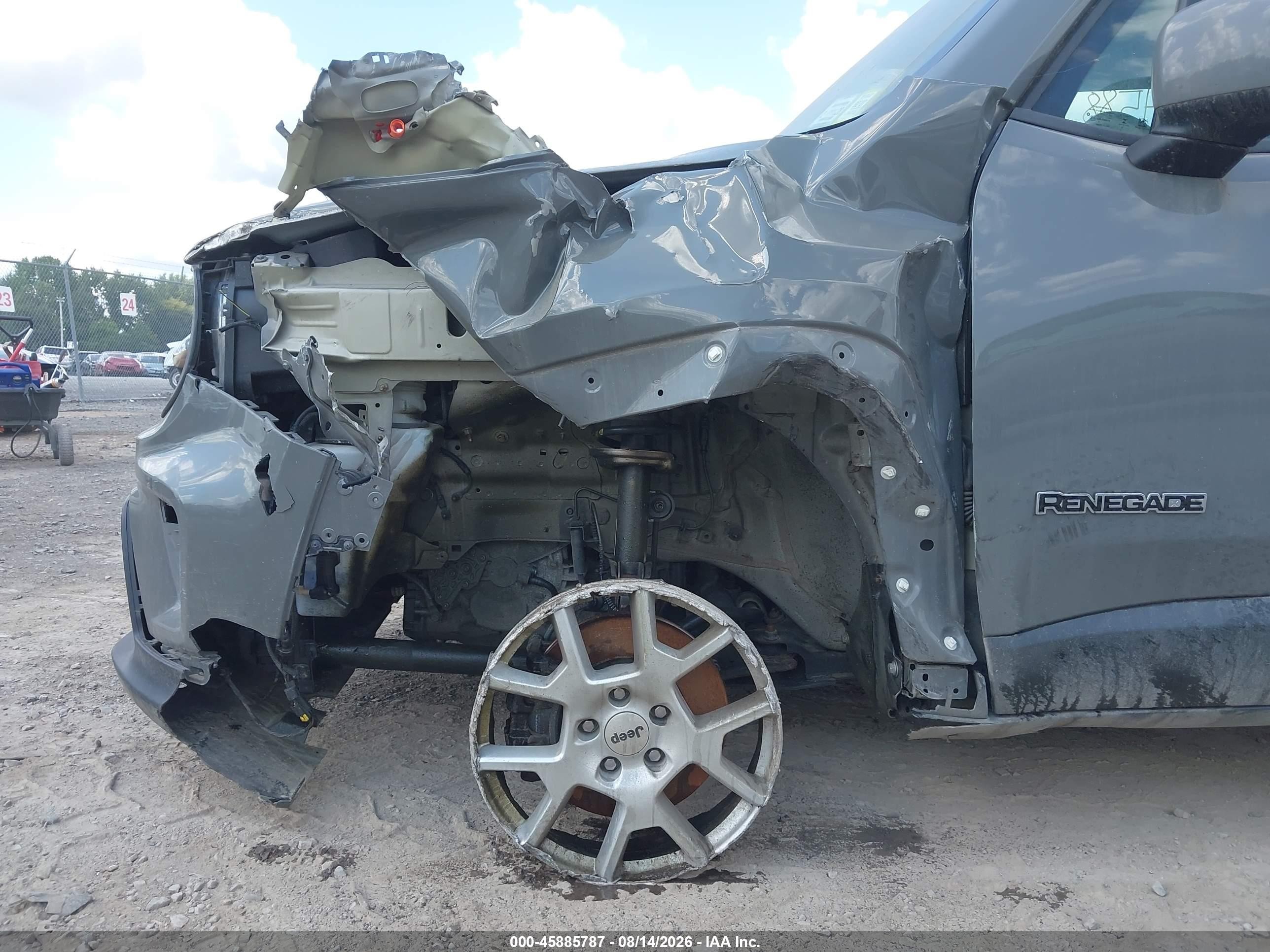 2021 Jeep Renegade Latitude 4x4 Gray vin: ZACNJDBBXMPM44024