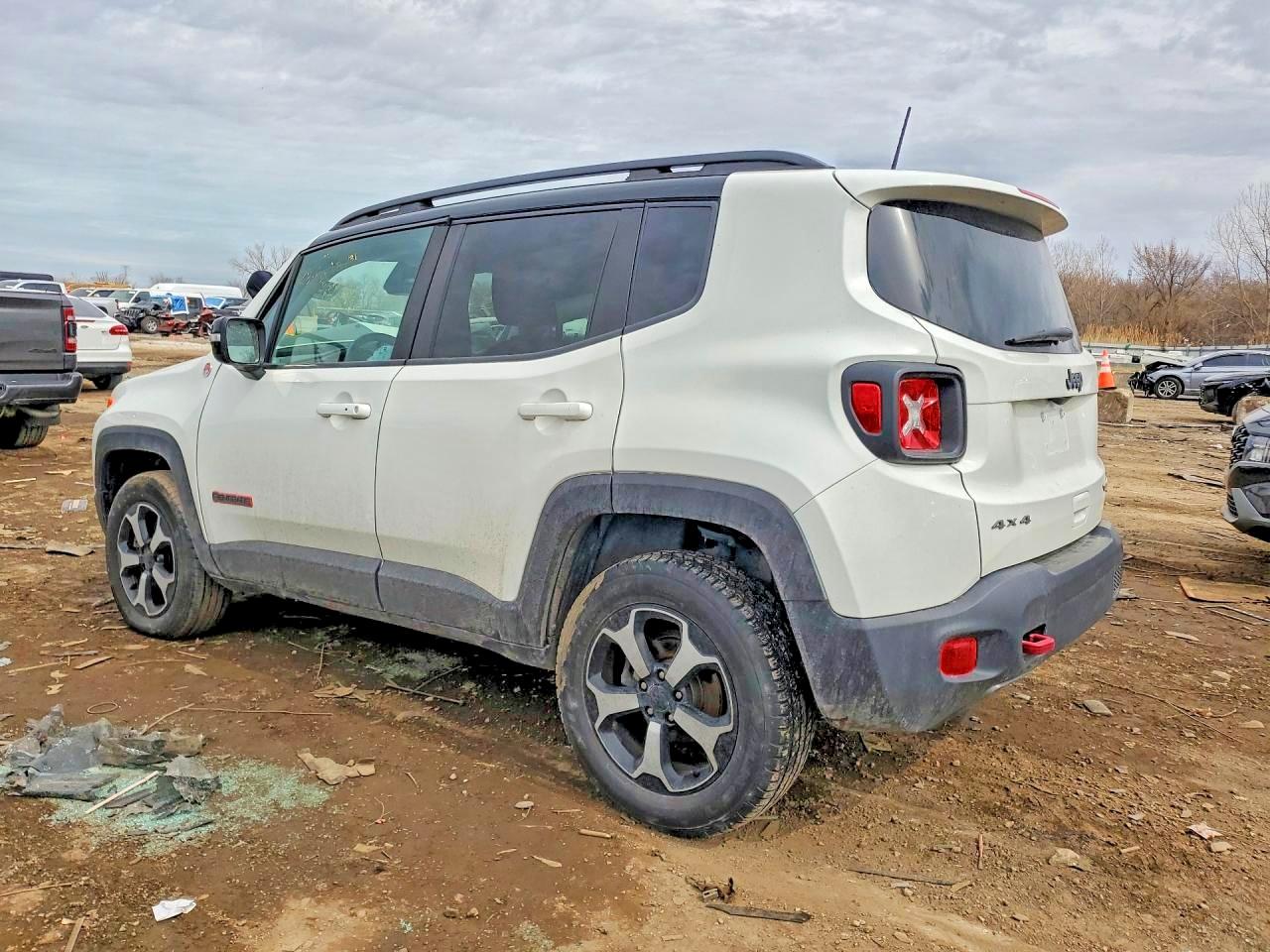 2022 Jeep Renegade Trailhawk White vin: ZACNJDC1XNPN79964