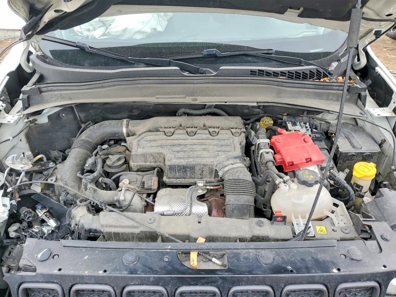 2022 Jeep Renegade Trailhawk White vin: ZACNJDC1XNPN79964