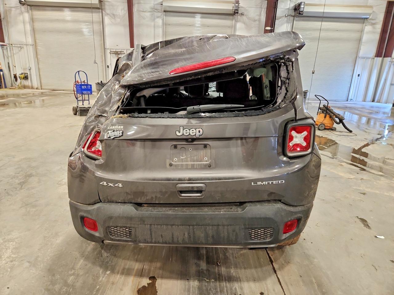 2021 Jeep Renegade Limited Gray vin: ZACNJDD12MPM34415