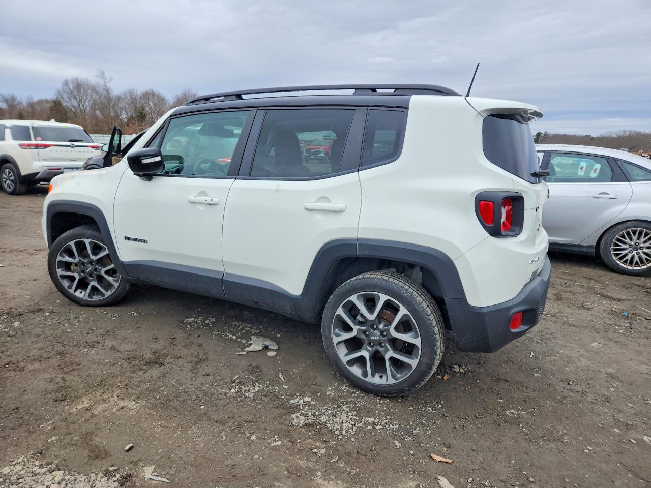 2022 Jeep Renegade Limited White vin: ZACNJDD17NPN57127