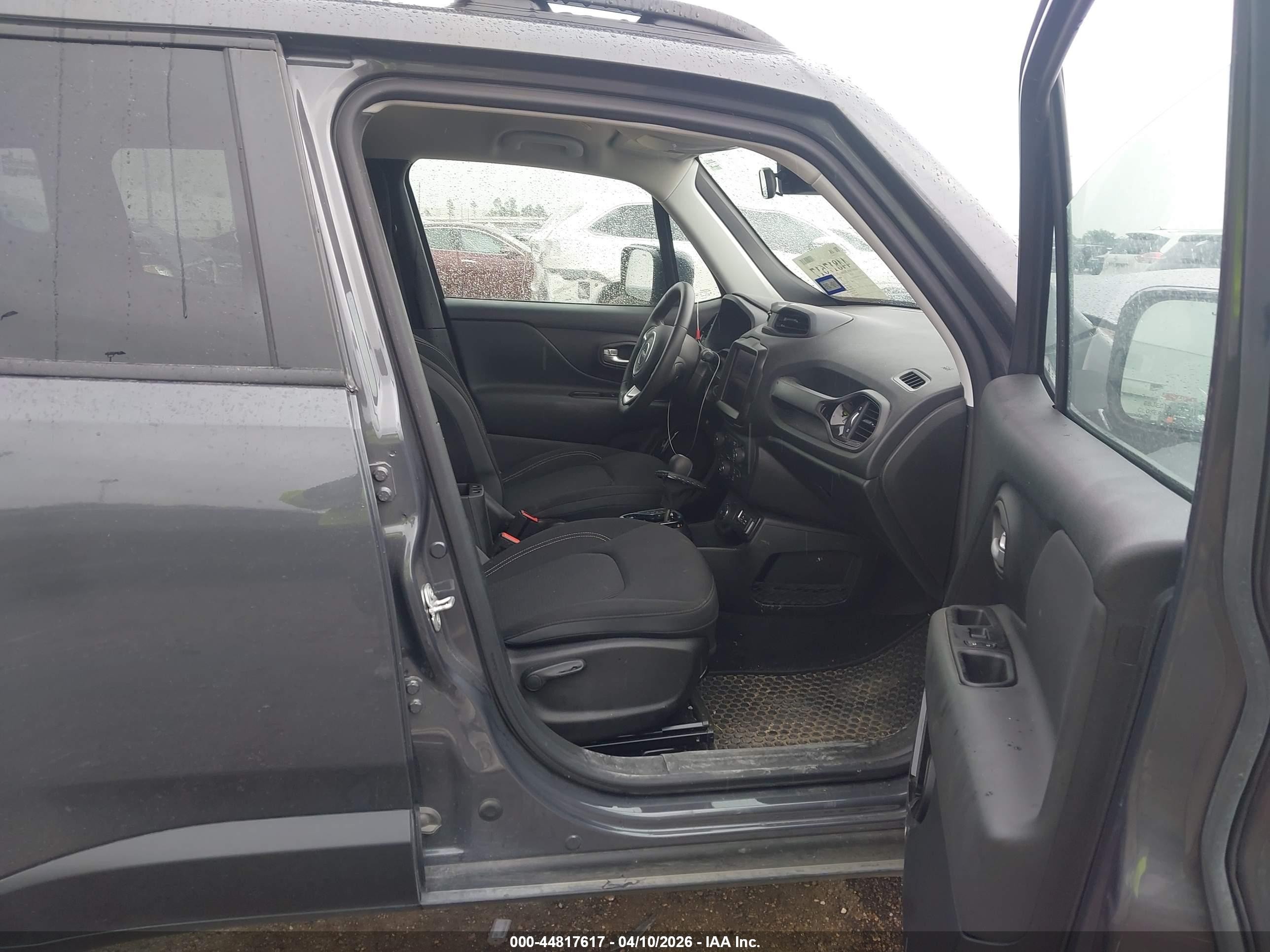 2023 Jeep Renegade Altitude 4x4 Gray vin: ZACNJDE10PPP34215