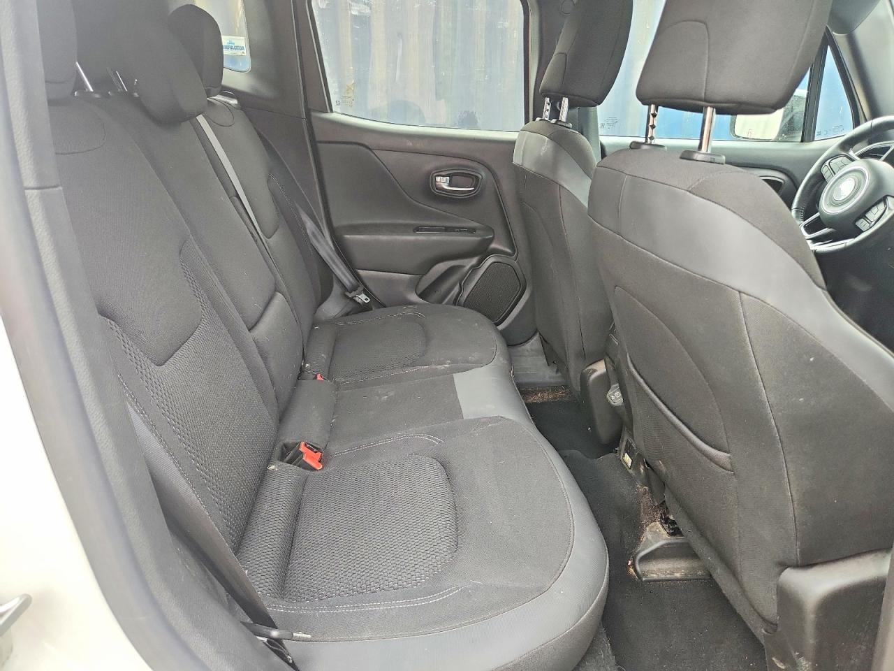 2022 Jeep Renegade Altitude White vin: ZACNJDE19NPP01128