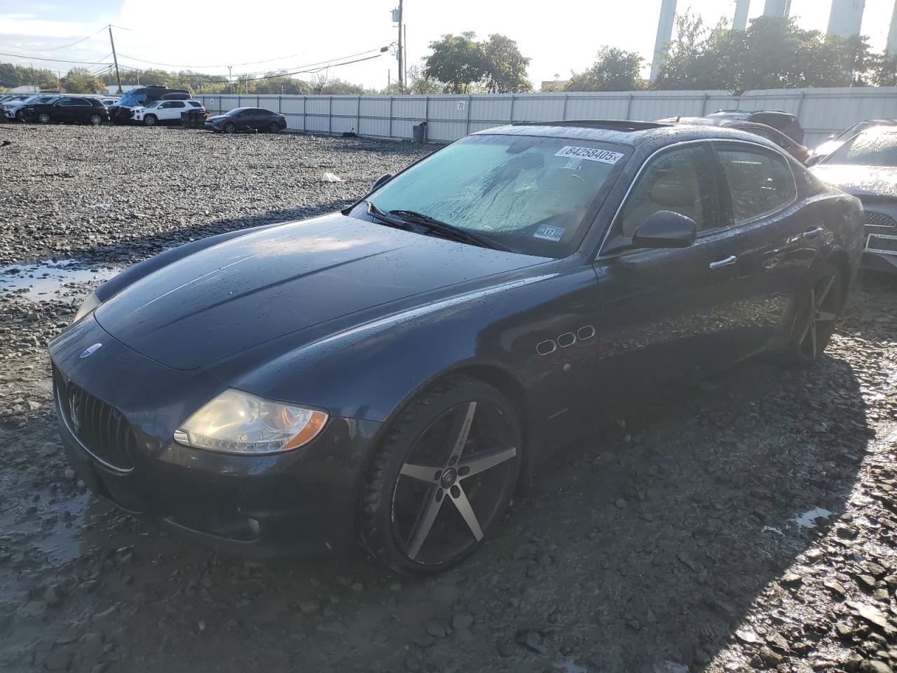 2010 Maserati Quattroporte Gray vin: ZAM39FKA0A0052270