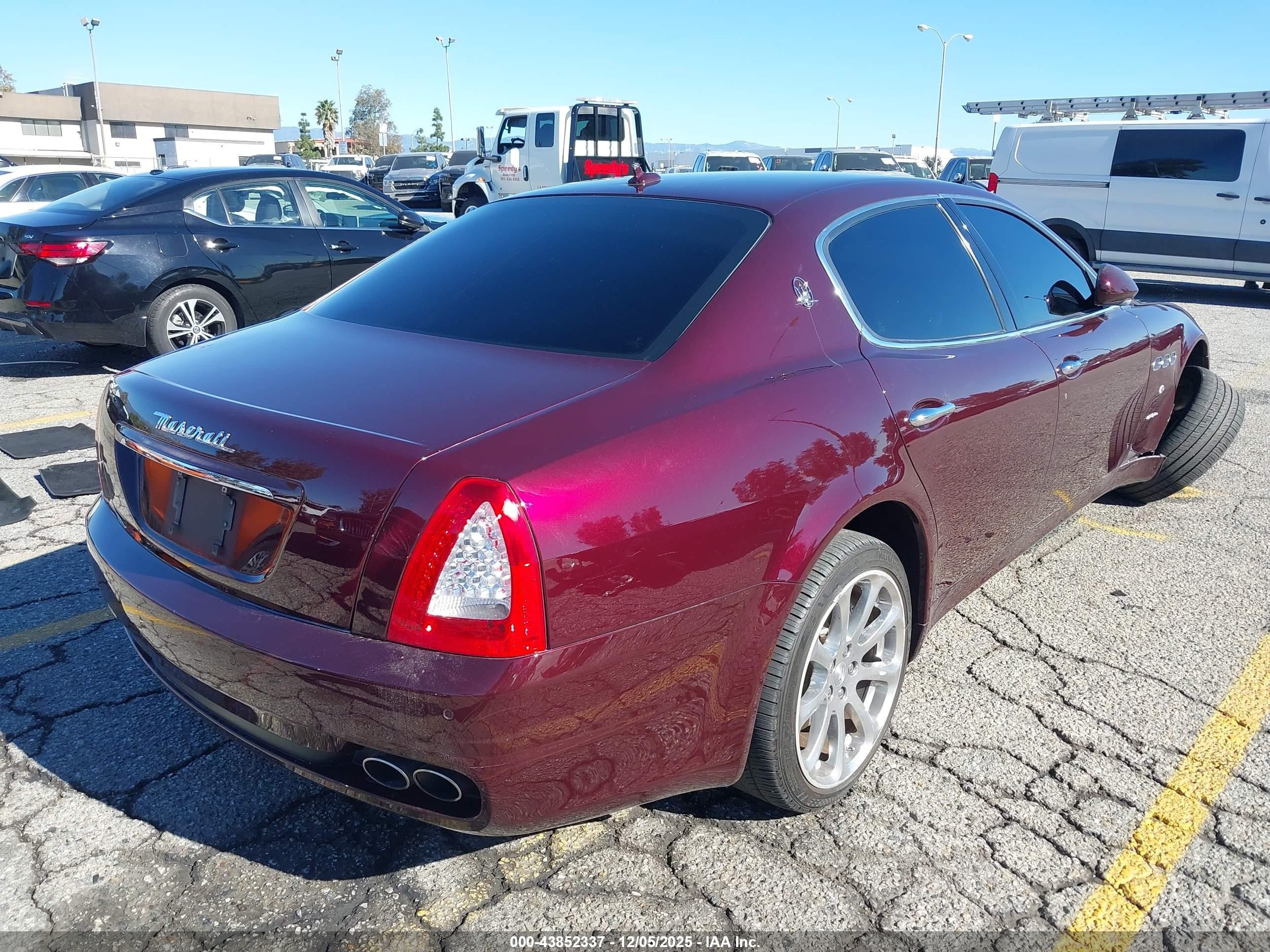 2010 Maserati Quattroporte   Бордовый vin: ZAM39FKA1A0050527