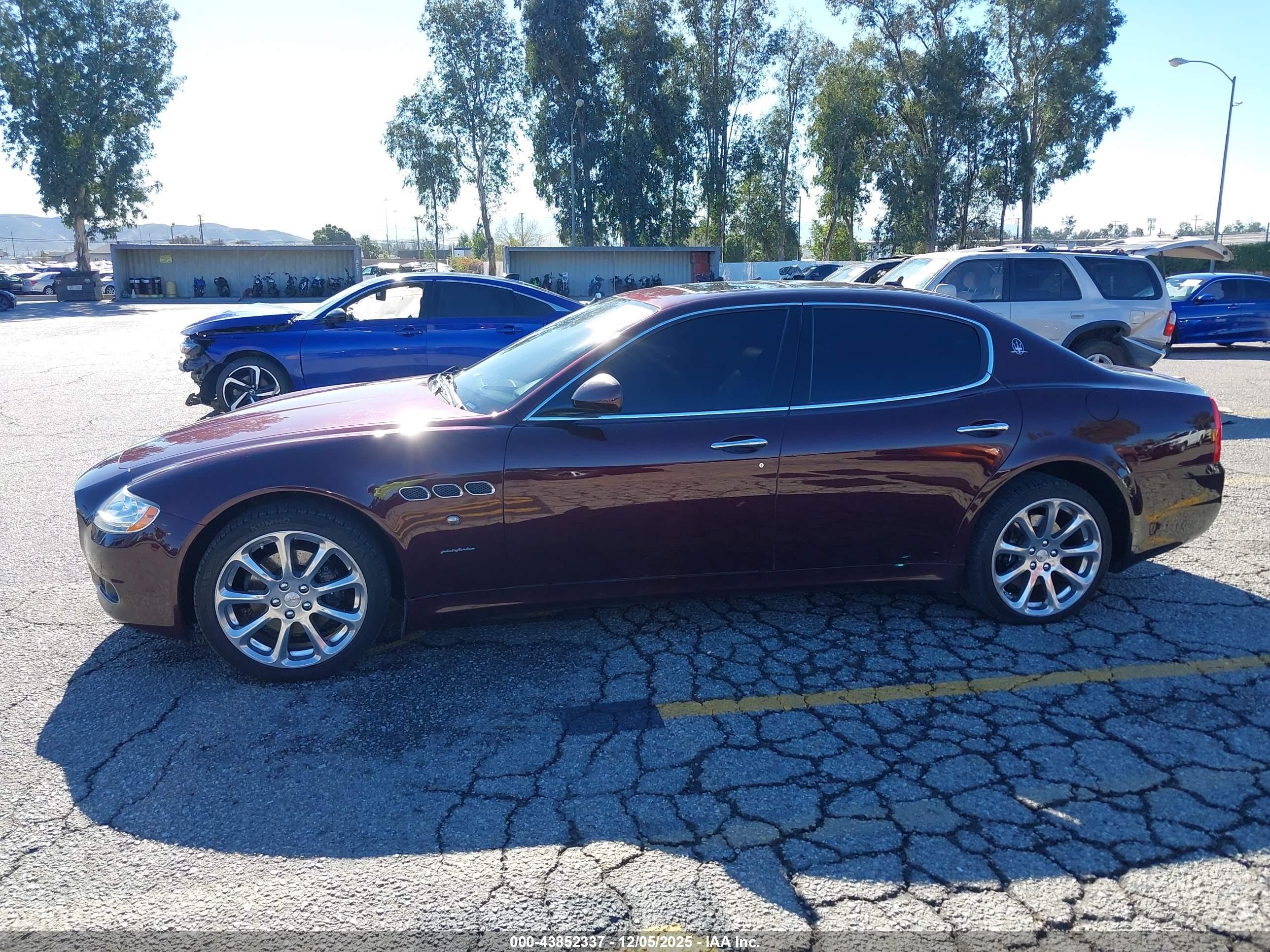 2010 Maserati Quattroporte   Бордовый vin: ZAM39FKA1A0050527