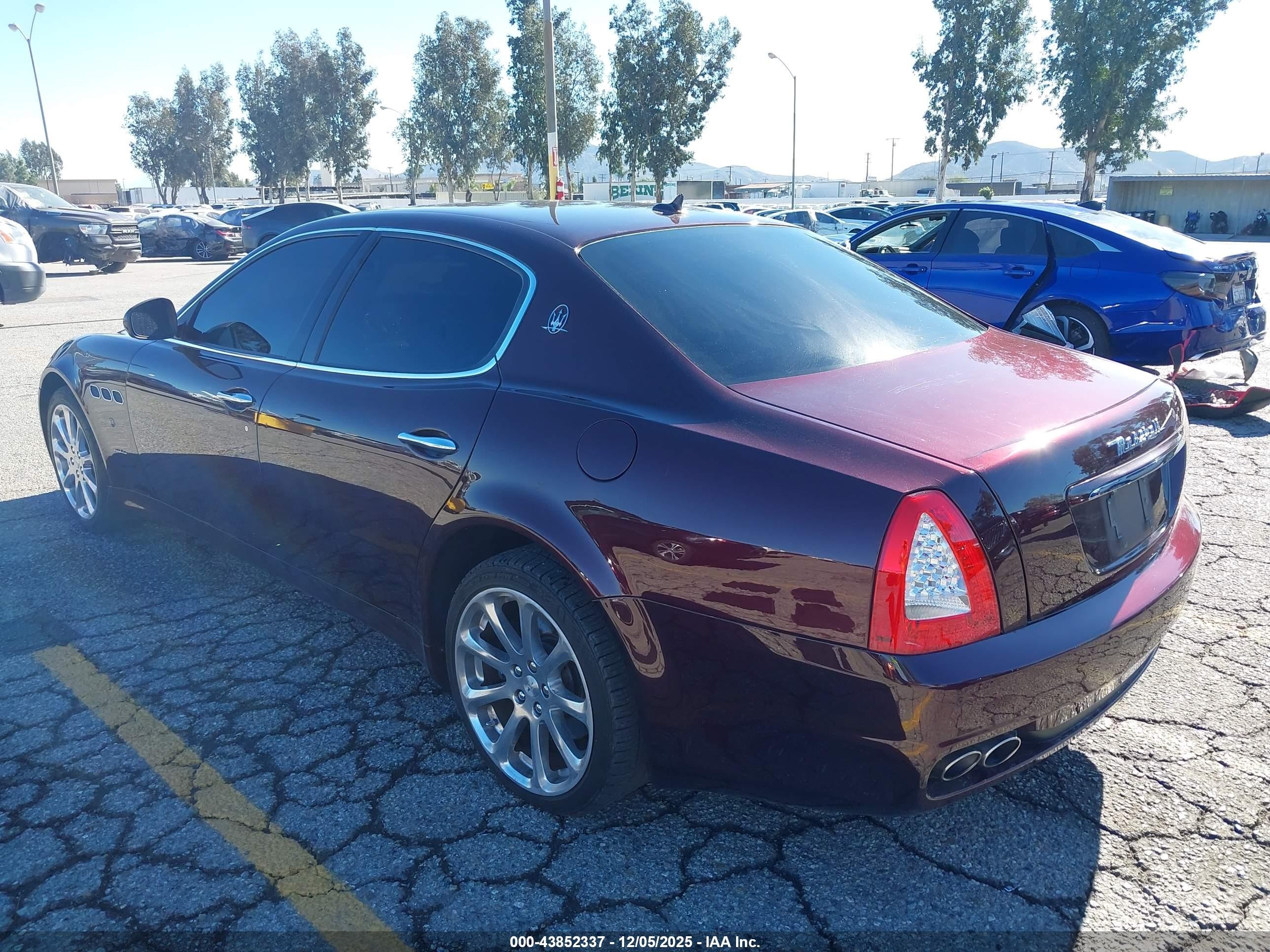 2010 Maserati Quattroporte   Бордовый vin: ZAM39FKA1A0050527