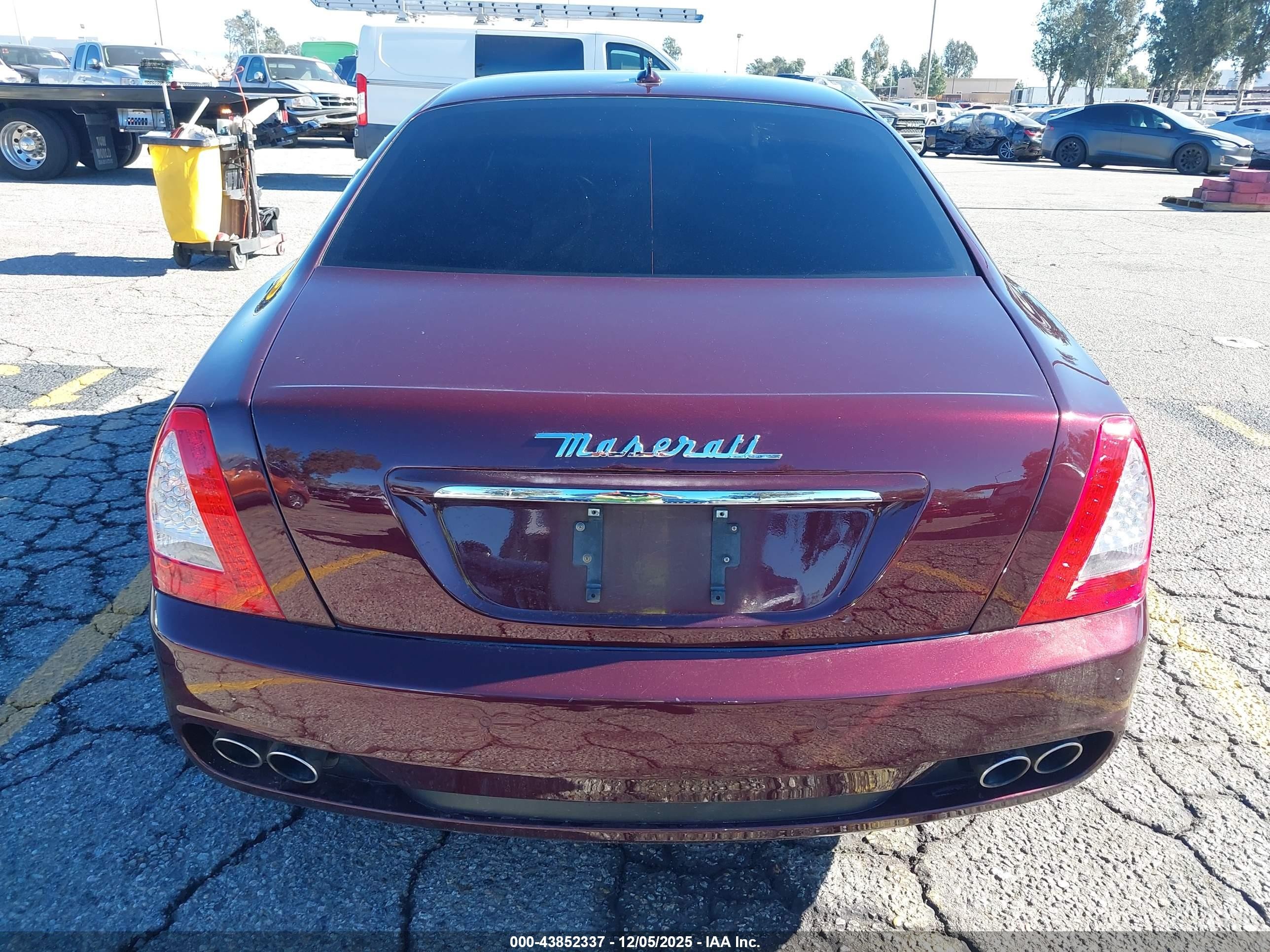2010 Maserati Quattroporte   Бордовый vin: ZAM39FKA1A0050527