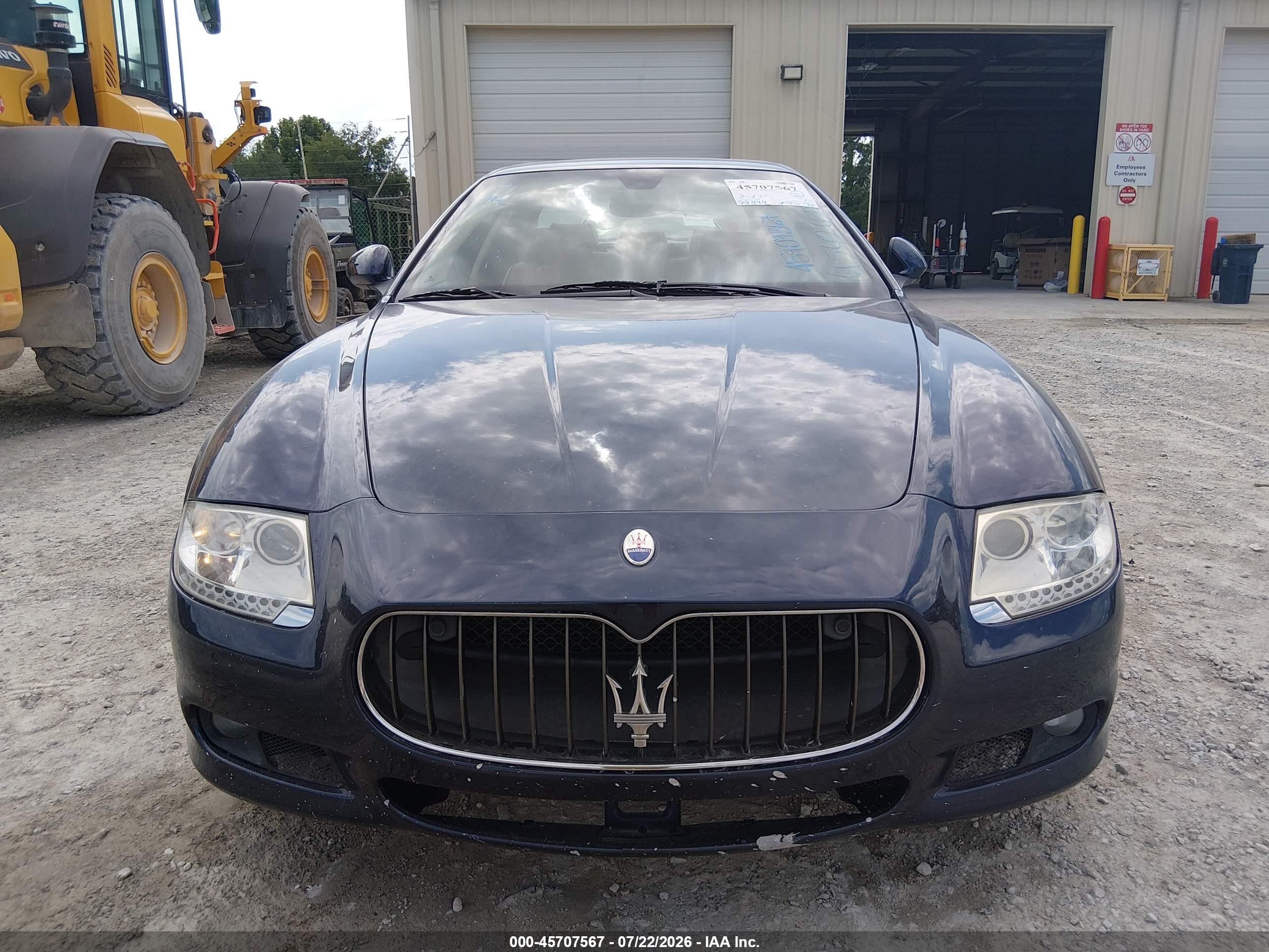 2011 Maserati Quattroporte   Dark Blue vin: ZAM39FKA3B0056248