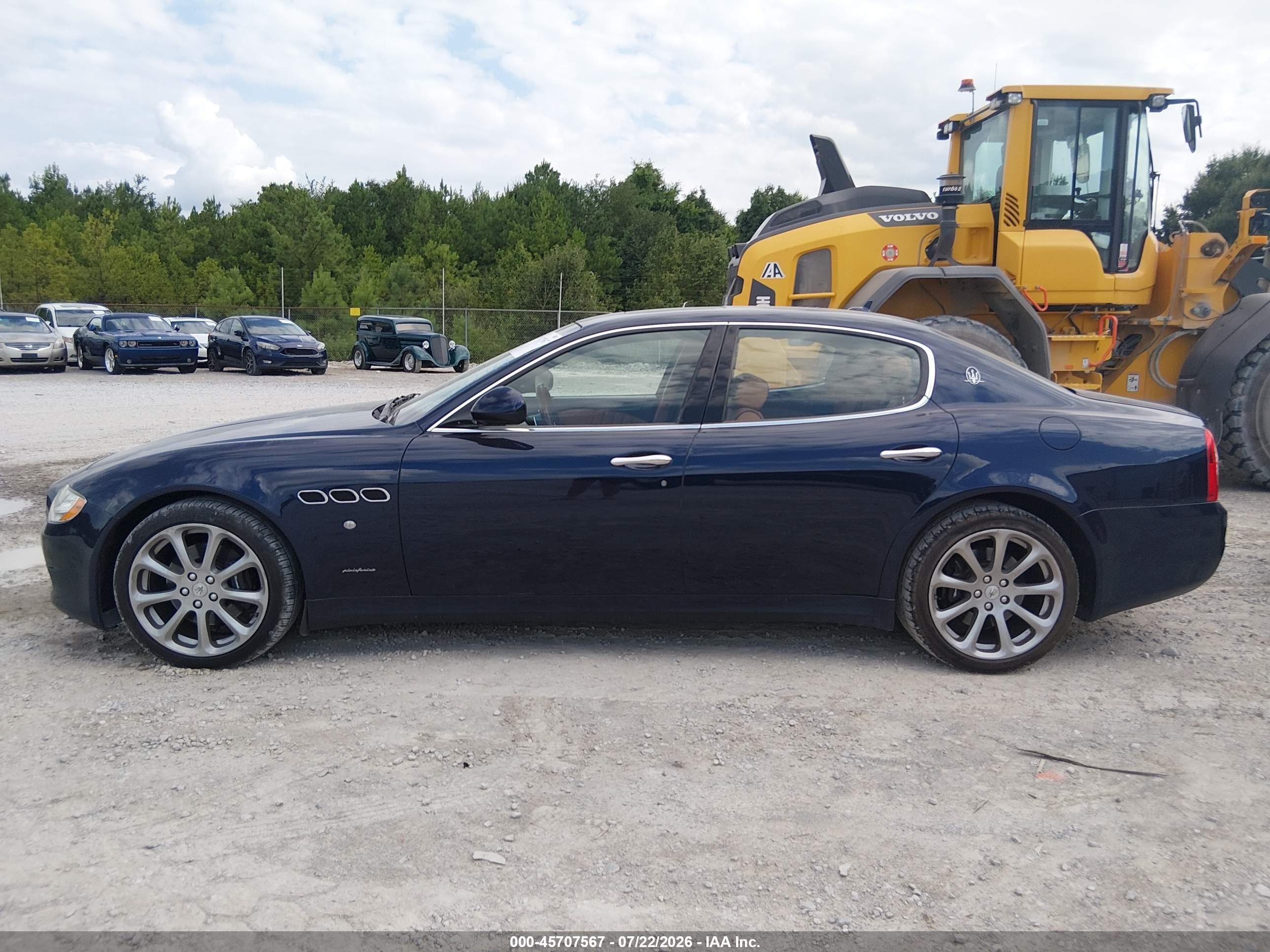 2011 Maserati Quattroporte   Dark Blue vin: ZAM39FKA3B0056248