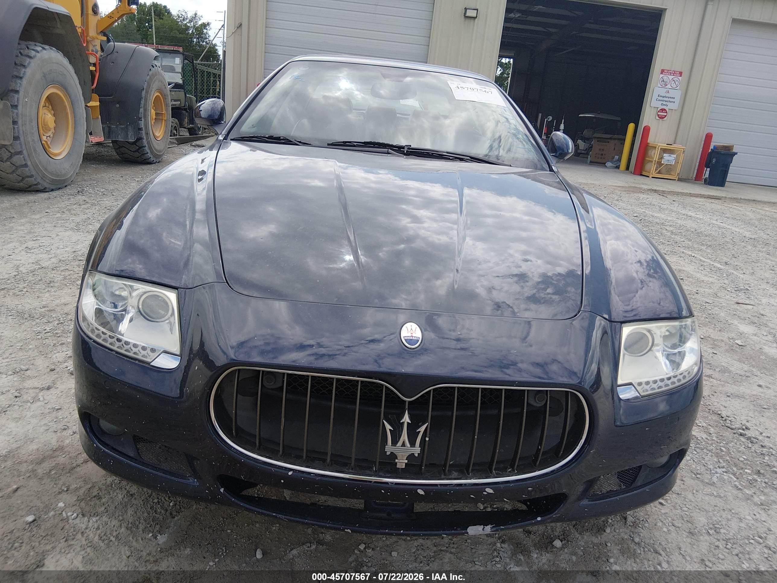 2011 Maserati Quattroporte   Dark Blue vin: ZAM39FKA3B0056248