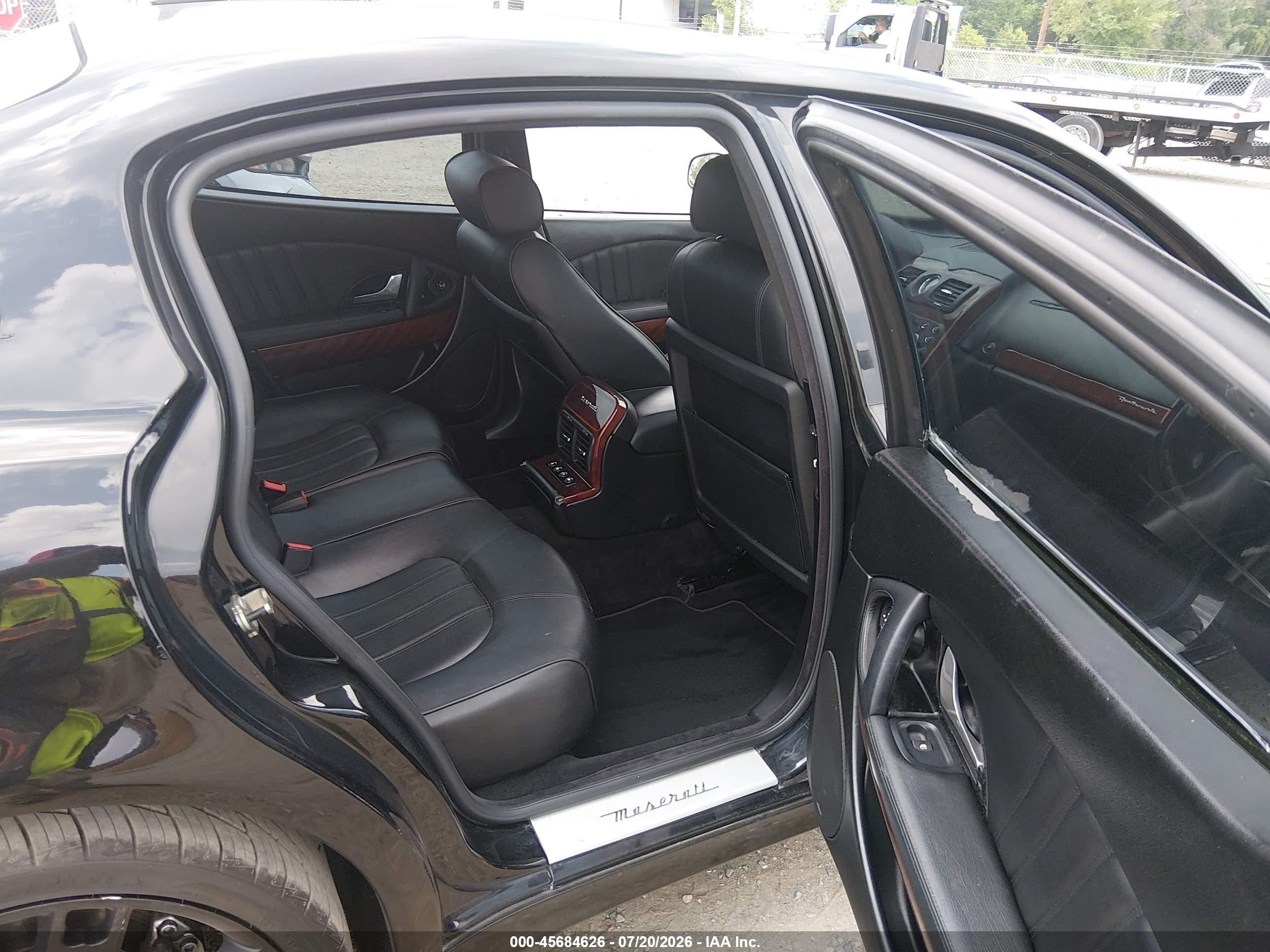 2010 Maserati Quattroporte   Black vin: ZAM39FKA6A0051639