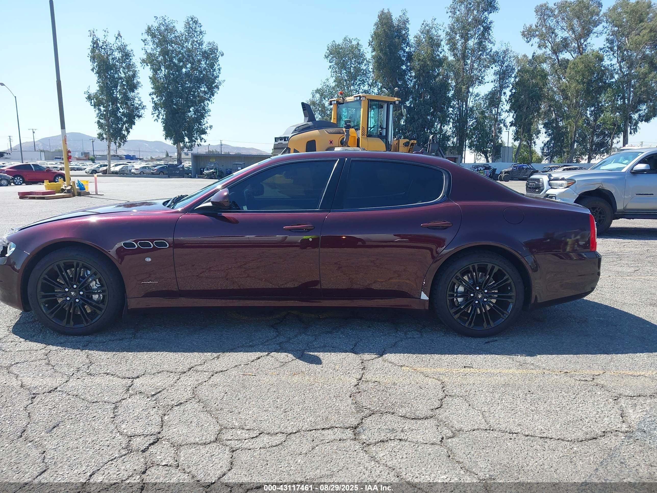 2011 Maserati Quattroporte S Burgundy vin: ZAM39JKA2B0055482