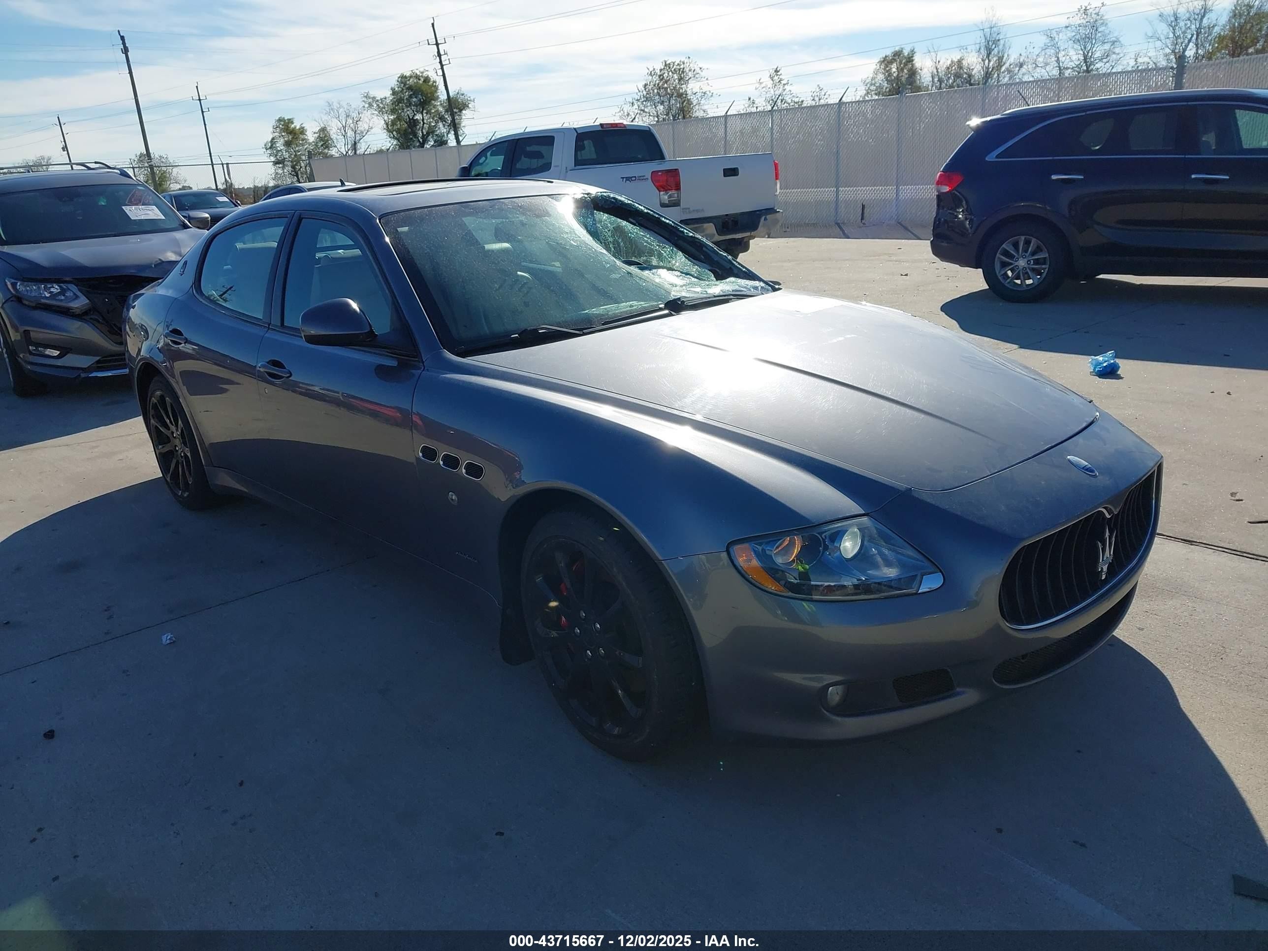 2011 Maserati Quattroporte S Gray vin: ZAM39JKA3B0054986