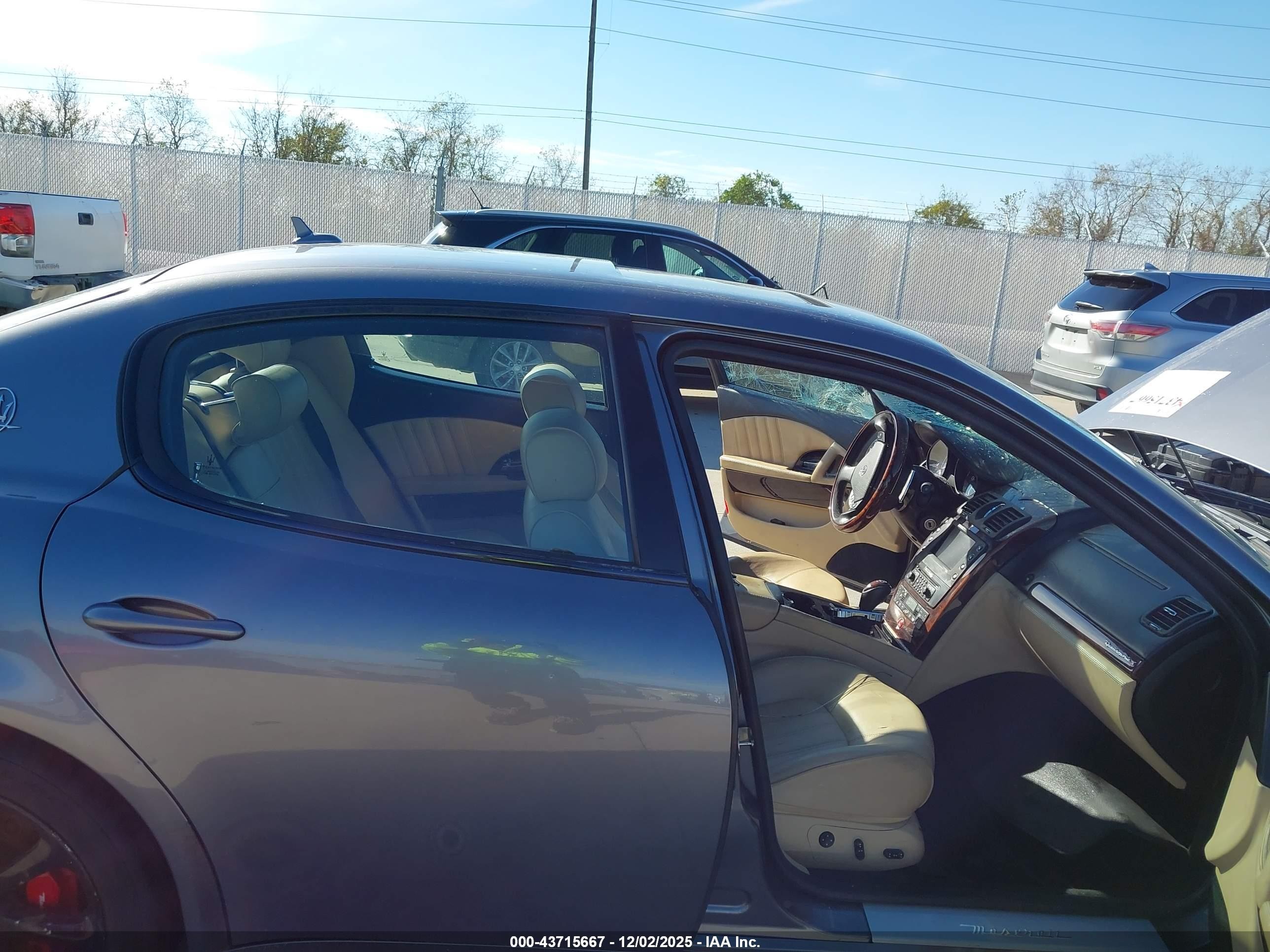 2011 Maserati Quattroporte S Серый vin: ZAM39JKA3B0054986