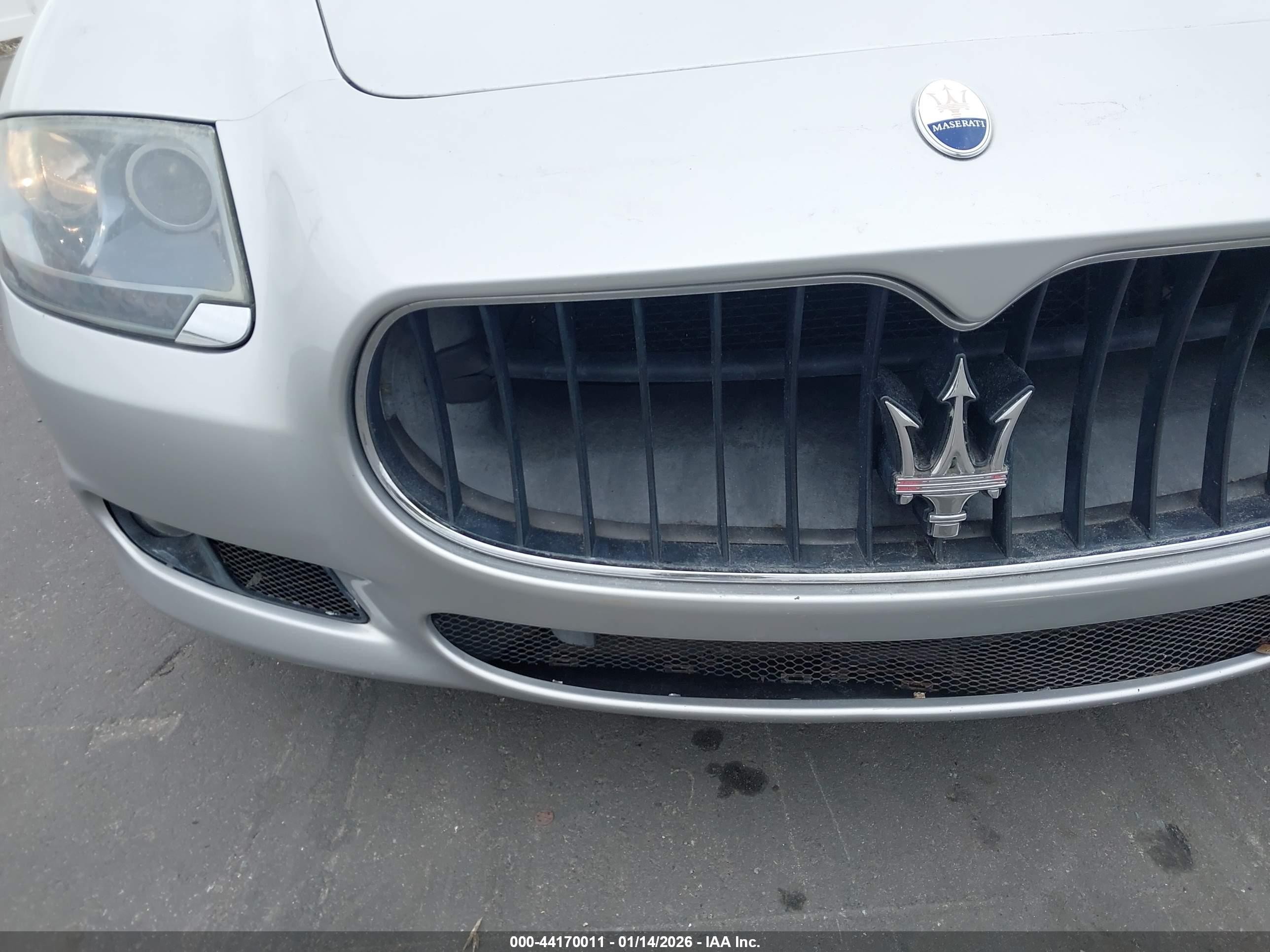2011 Maserati Quattroporte S Silver vin: ZAM39JKA8B0054367