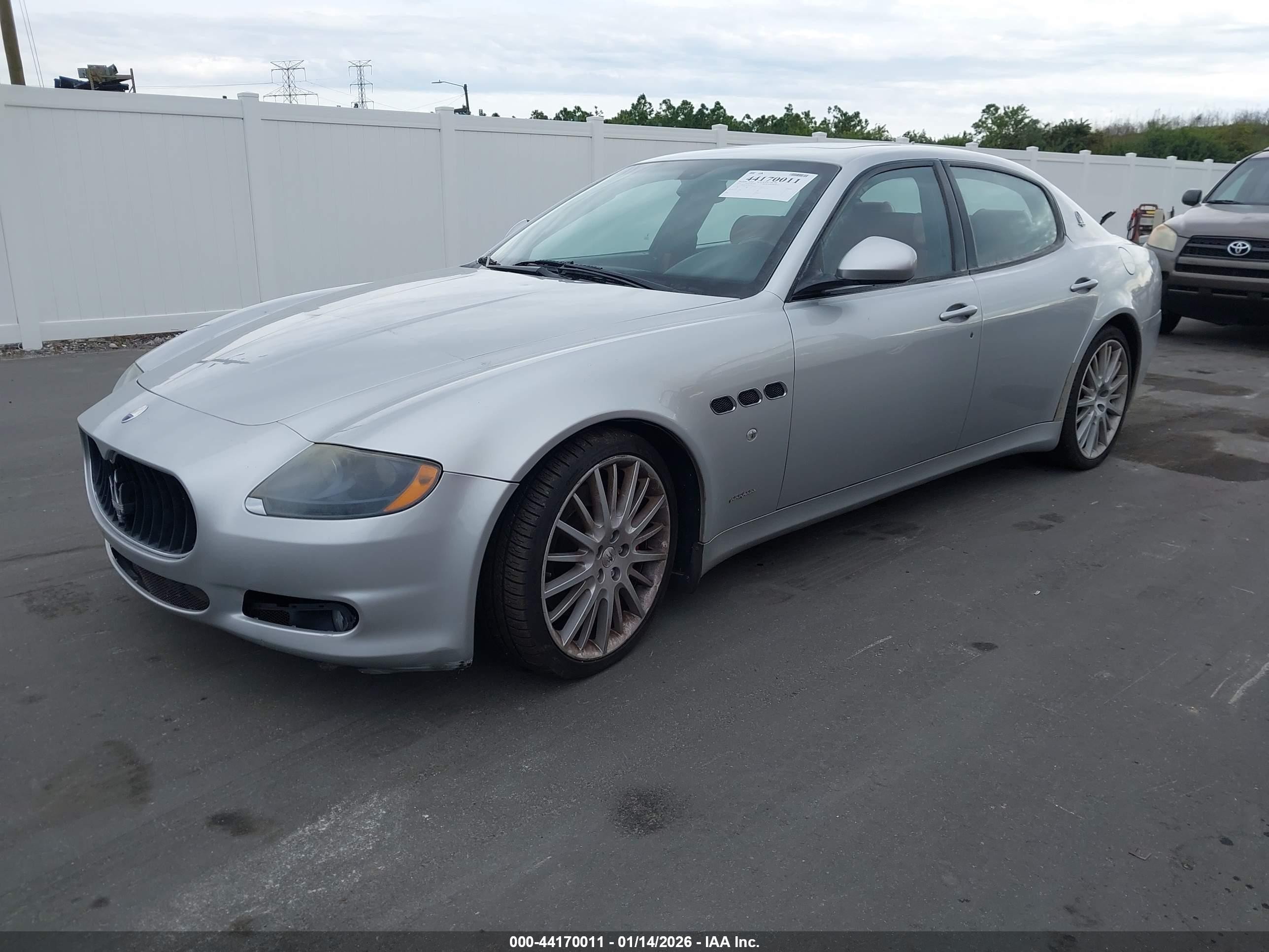 2011 Maserati Quattroporte S Silver vin: ZAM39JKA8B0054367