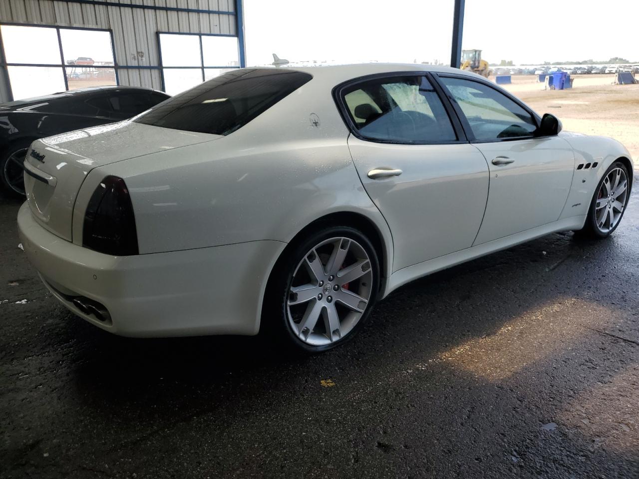 2011 Maserati Quattroporte S White vin: ZAM39JKA8B0057754