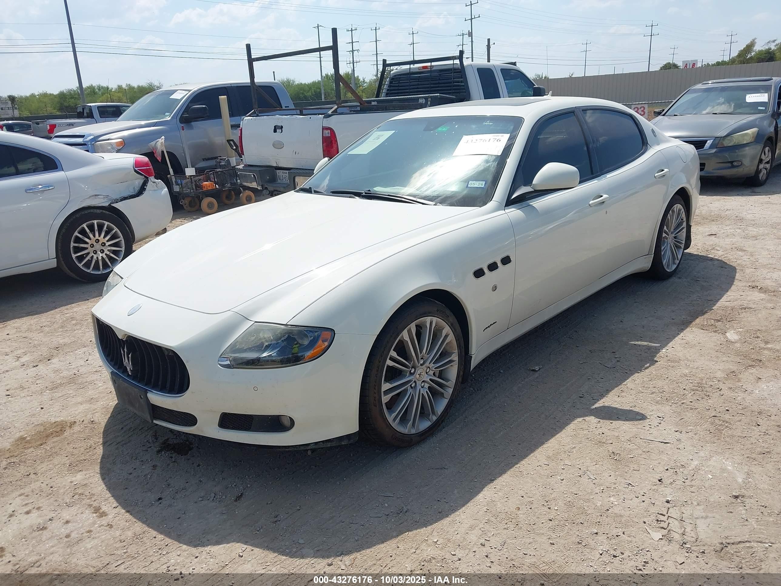 2012 Maserati Quattroporte S White vin: ZAM39JKA8C0064012