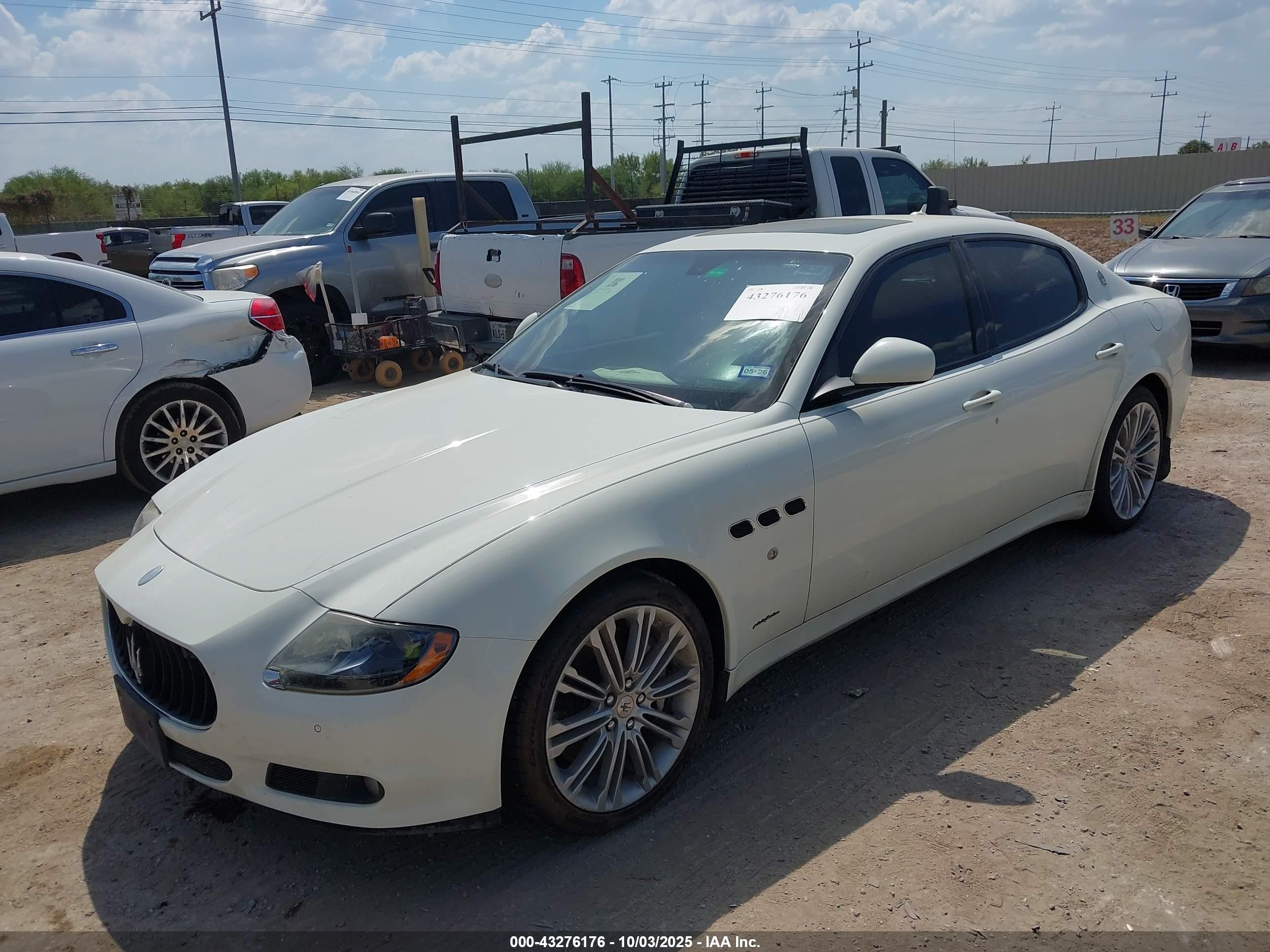 2012 Maserati Quattroporte S White vin: ZAM39JKA8C0064012