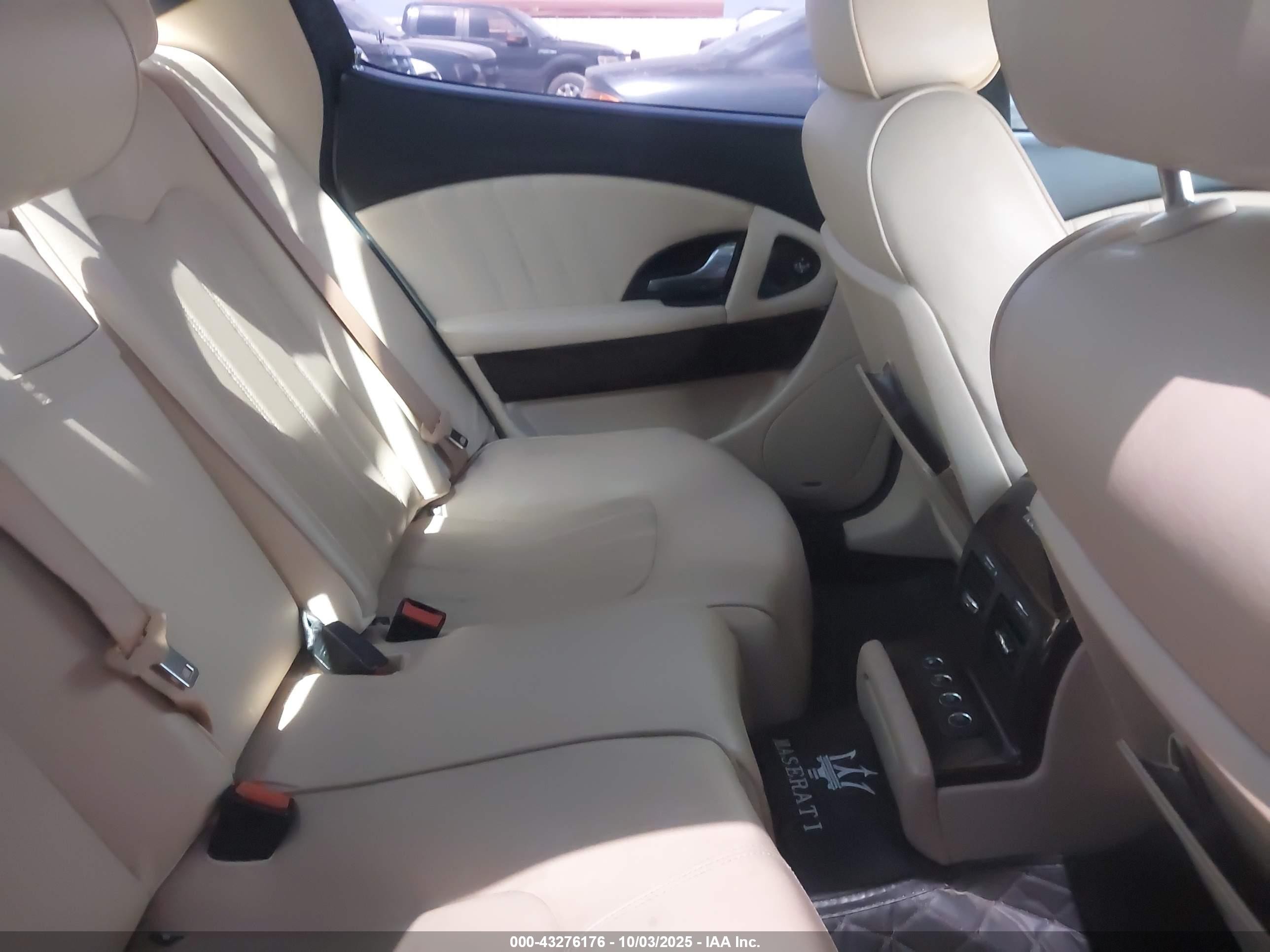 2012 Maserati Quattroporte S White vin: ZAM39JKA8C0064012