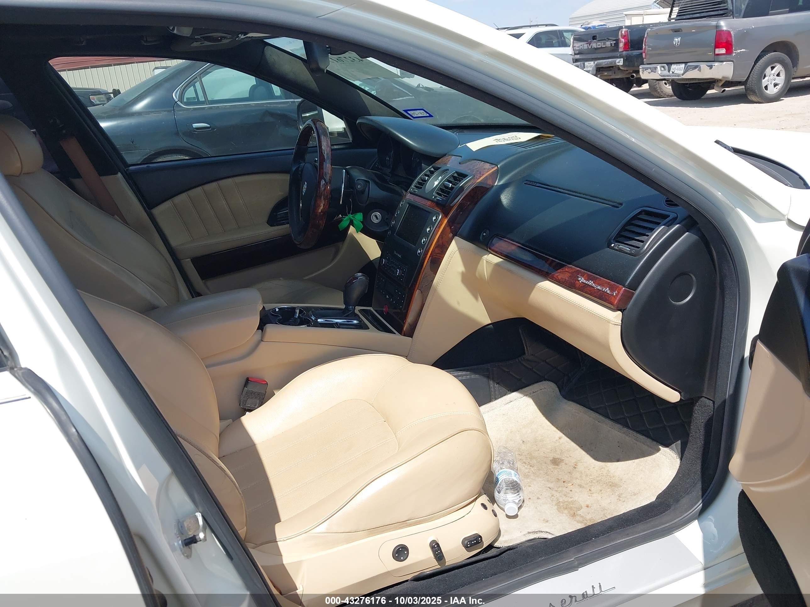 2012 Maserati Quattroporte S White vin: ZAM39JKA8C0064012
