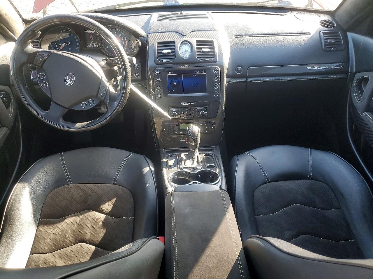 2011 Maserati Quattroporte S Red vin: ZAM39KKA4B0054372