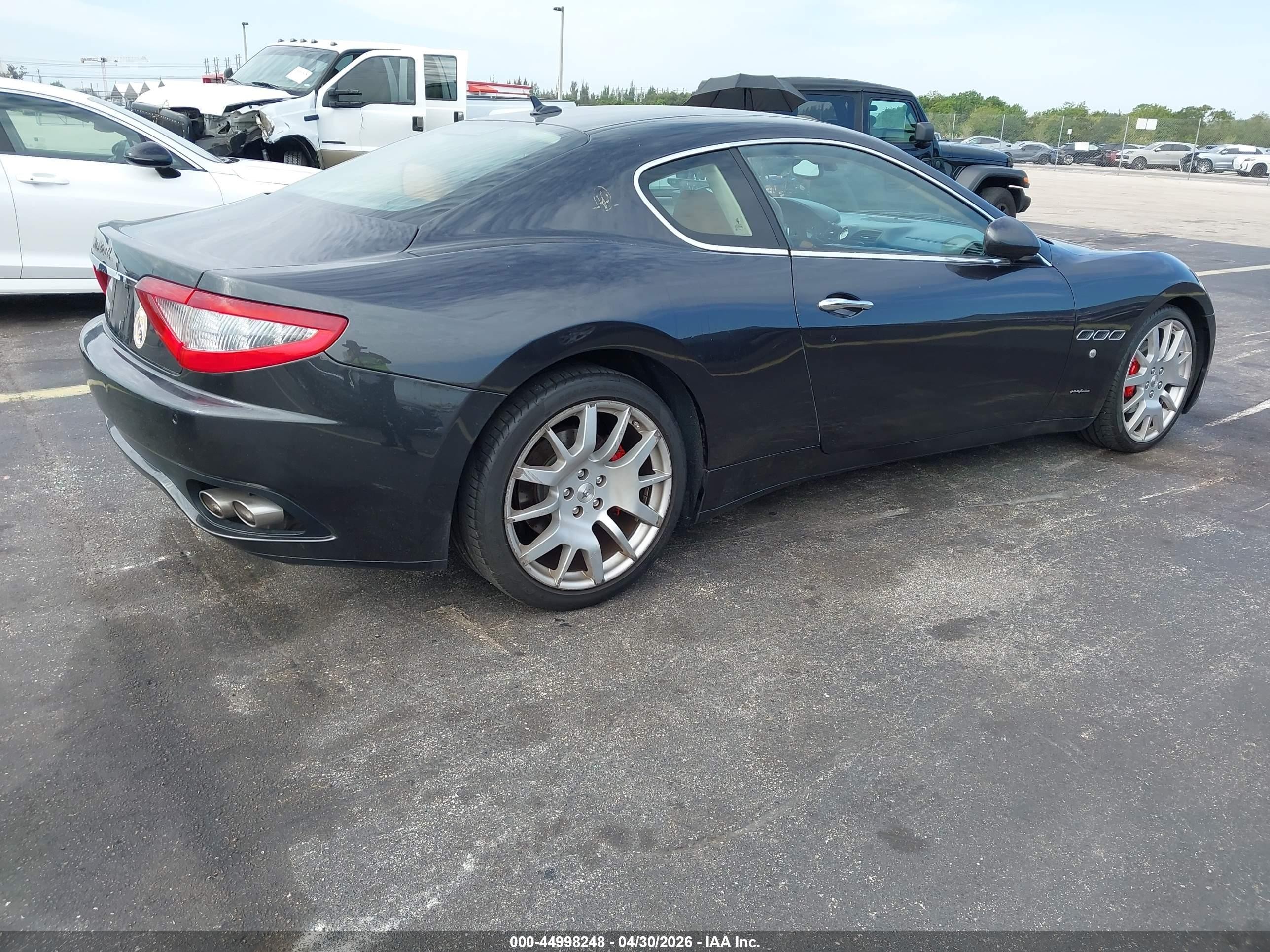 2010 Maserati Granturismo   Gray vin: ZAM45GLA9A0050490