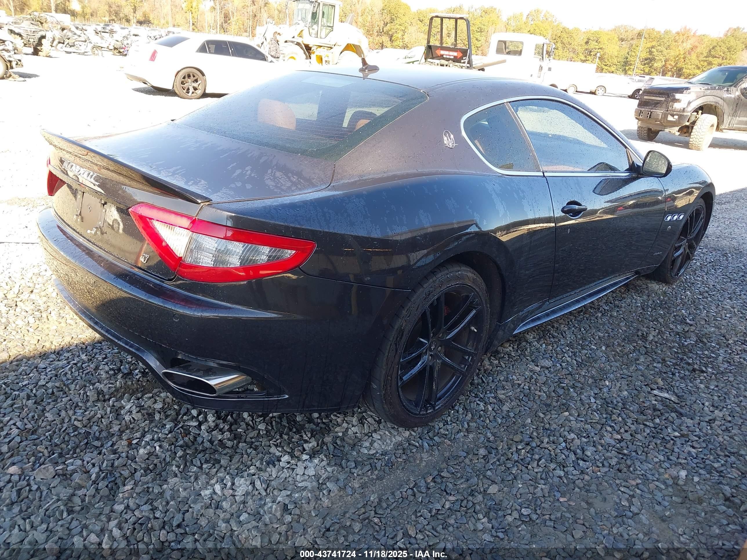 2010 Maserati Granturismo S/s Automatic Black vin: ZAM45KLA0A0053443