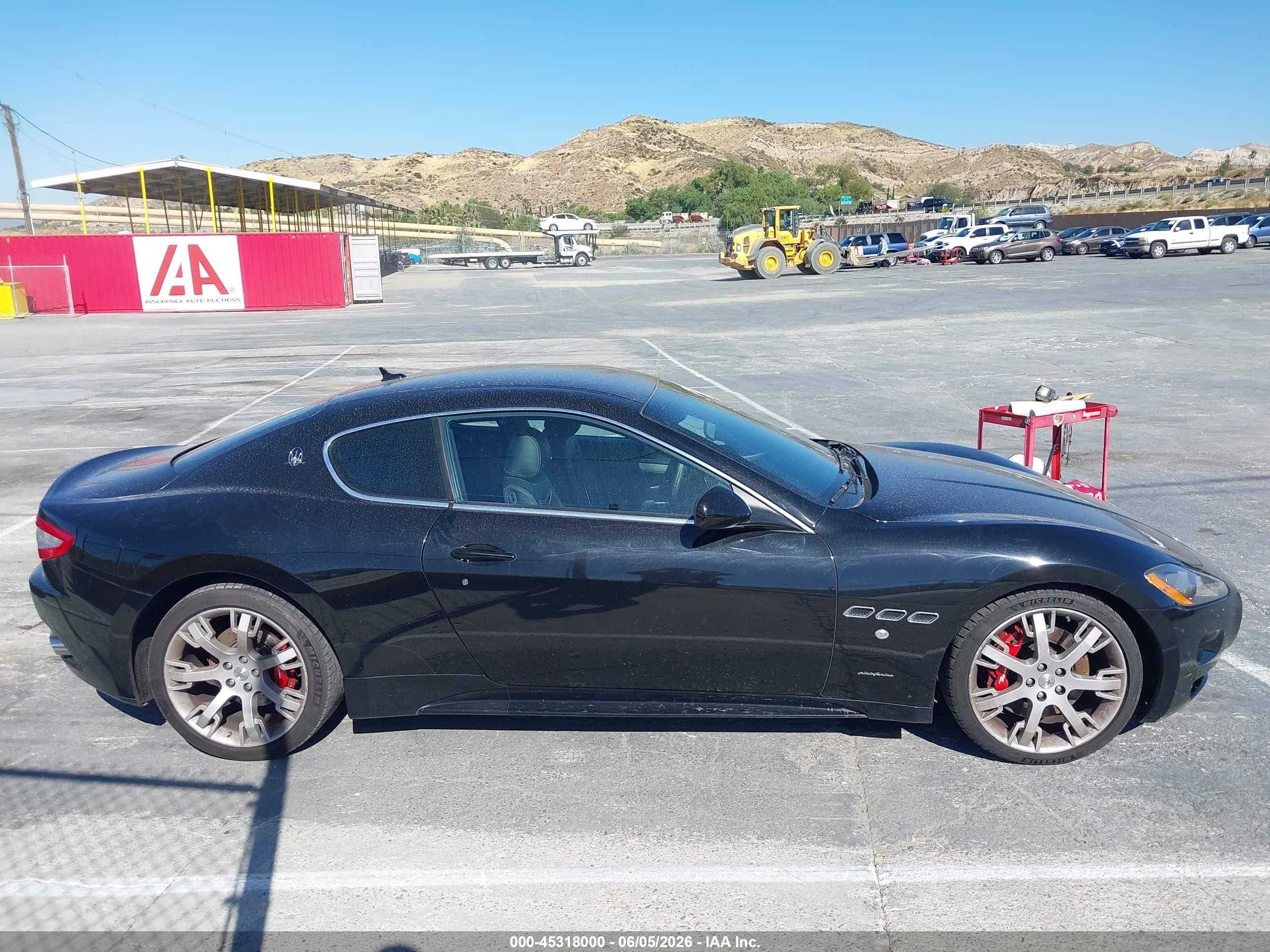 2011 Maserati Granturismo S Automatic Black vin: ZAM45KLA0B0055078