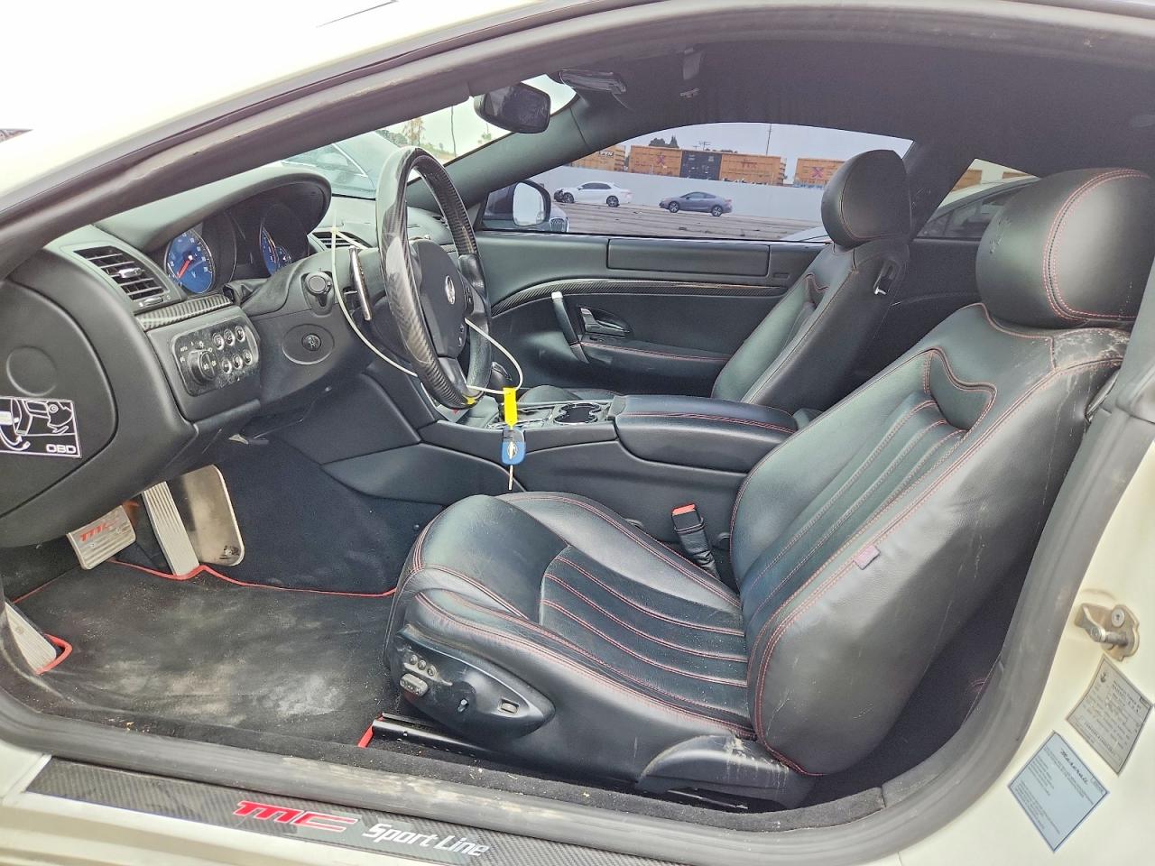 2010 Maserati Granturismo S White vin: ZAM45KLA1A0052821