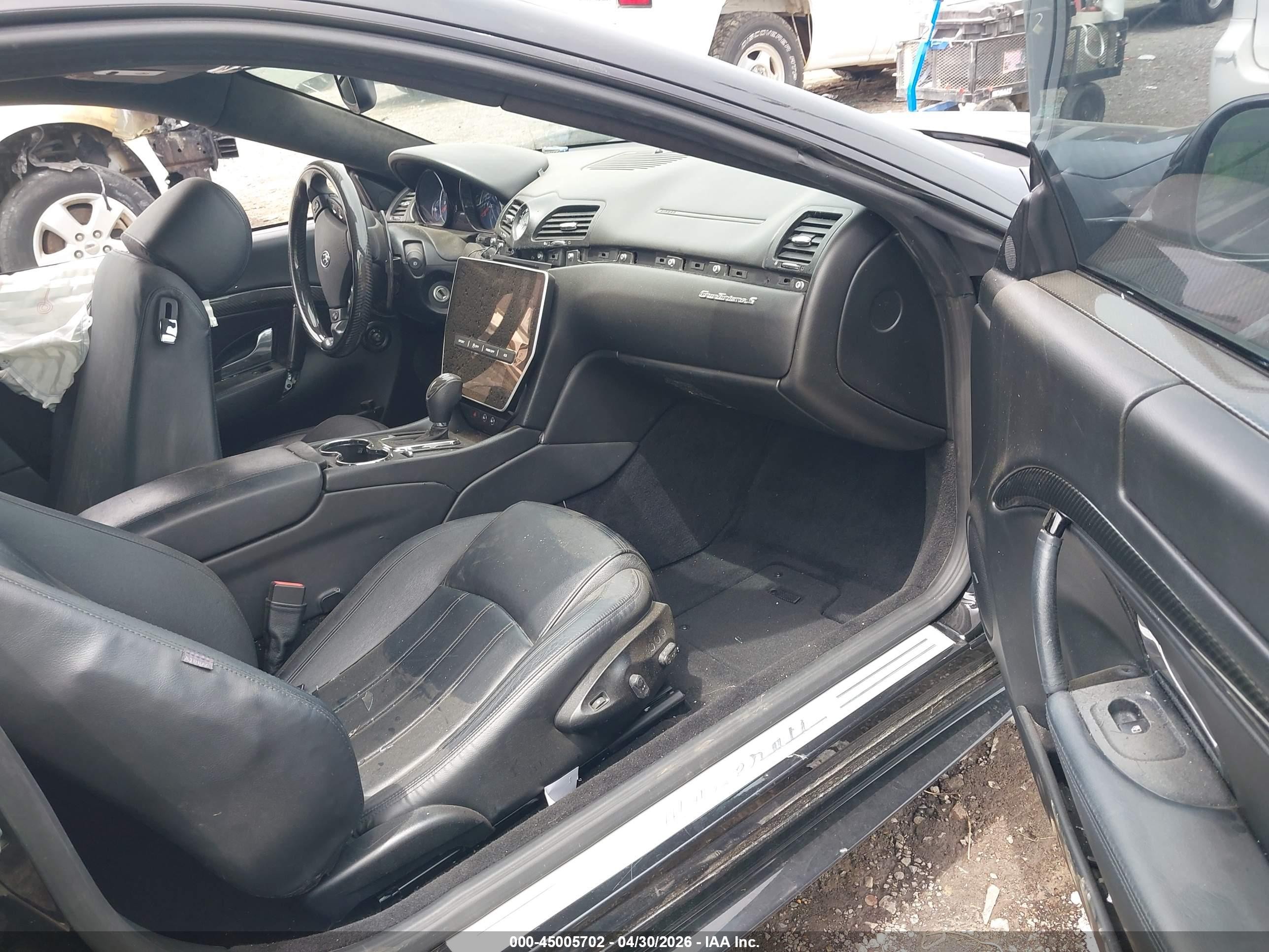 2011 Maserati Granturismo S Automatic Black vin: ZAM45KLA6B0056204