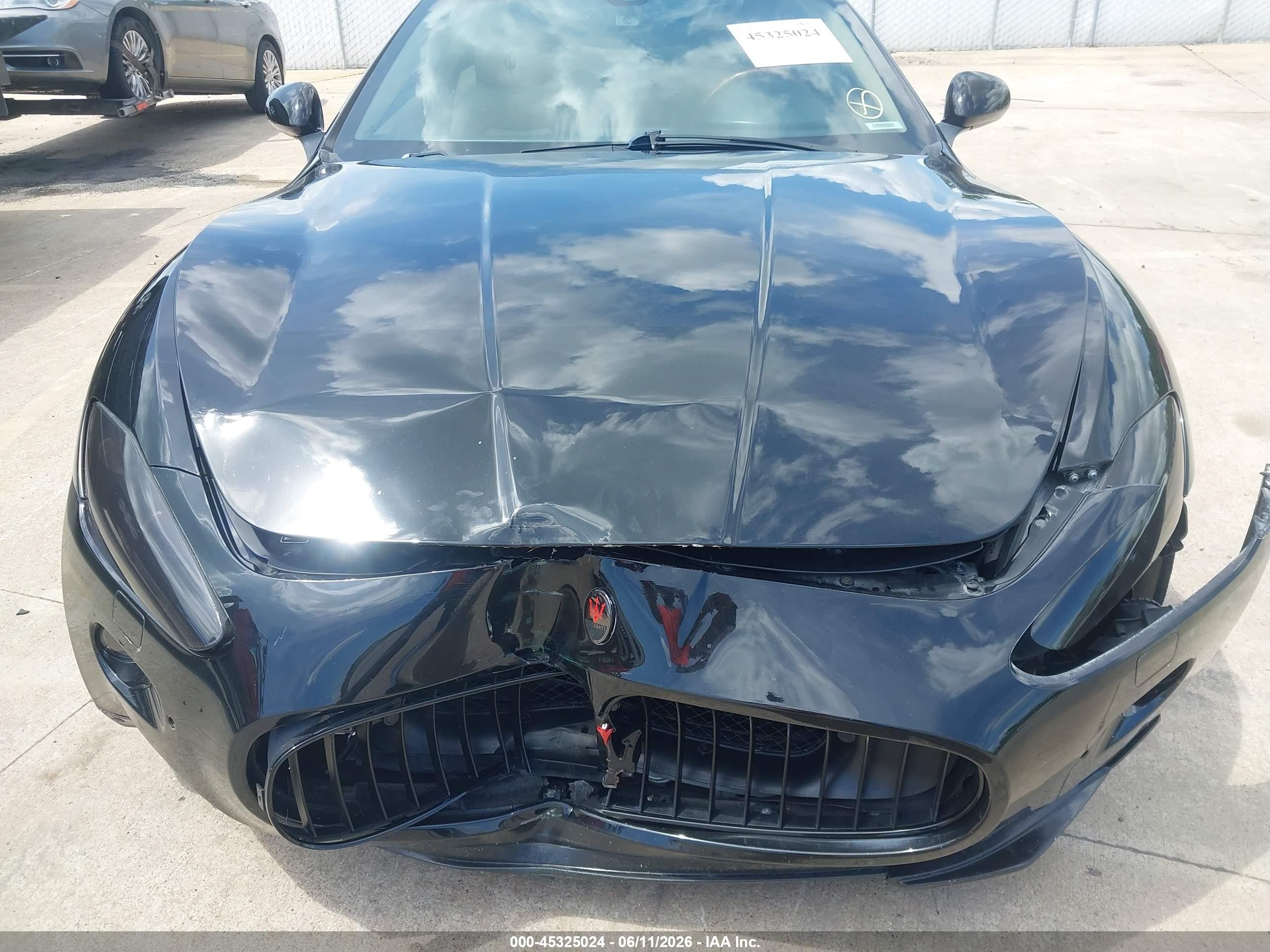 2012 Maserati Granturismo S Automatic Black vin: ZAM45KLA8C0062362
