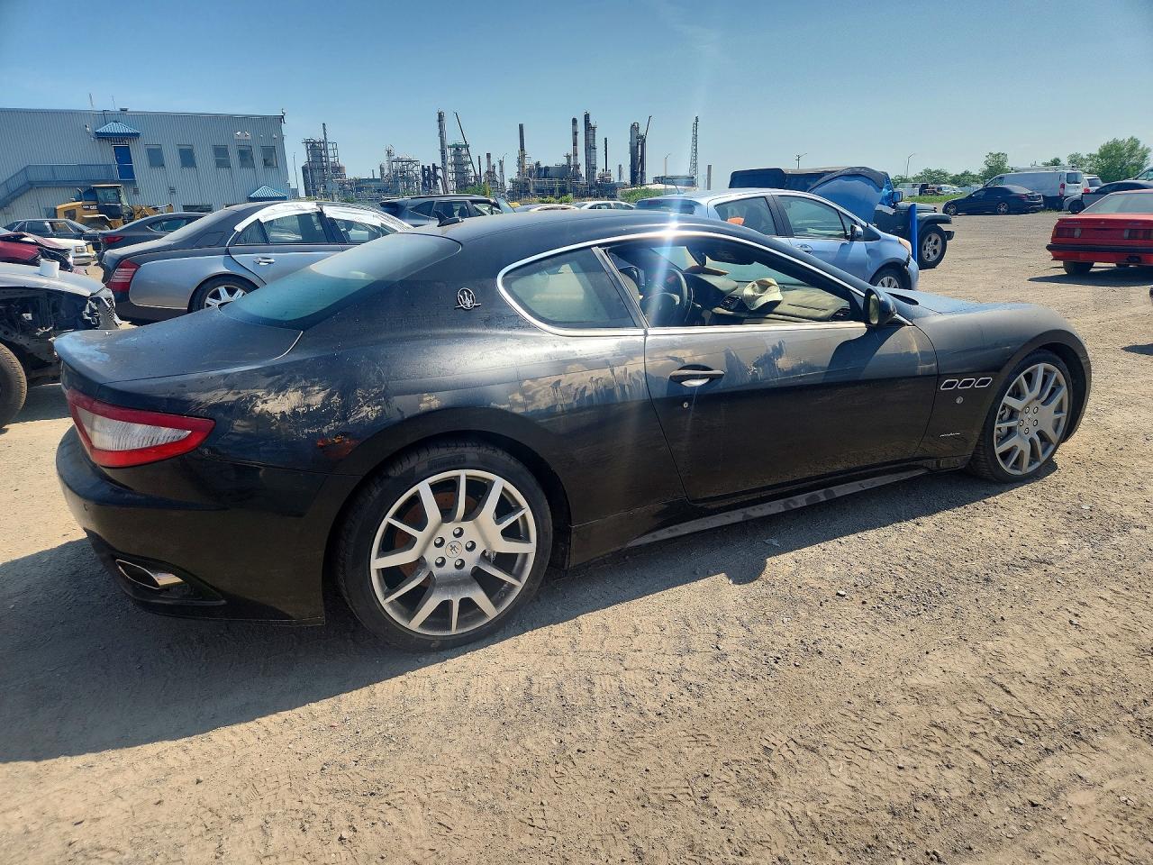 2010 Maserati Granturismo S Black vin: ZAM45KLAXA0053272