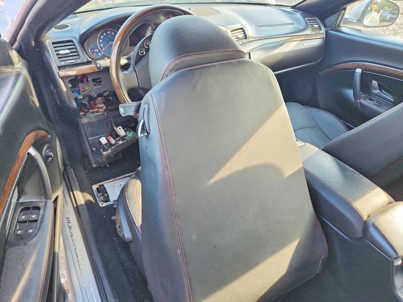 2011 Maserati Granturismo S Silver vin: ZAM45KMA4B0057057