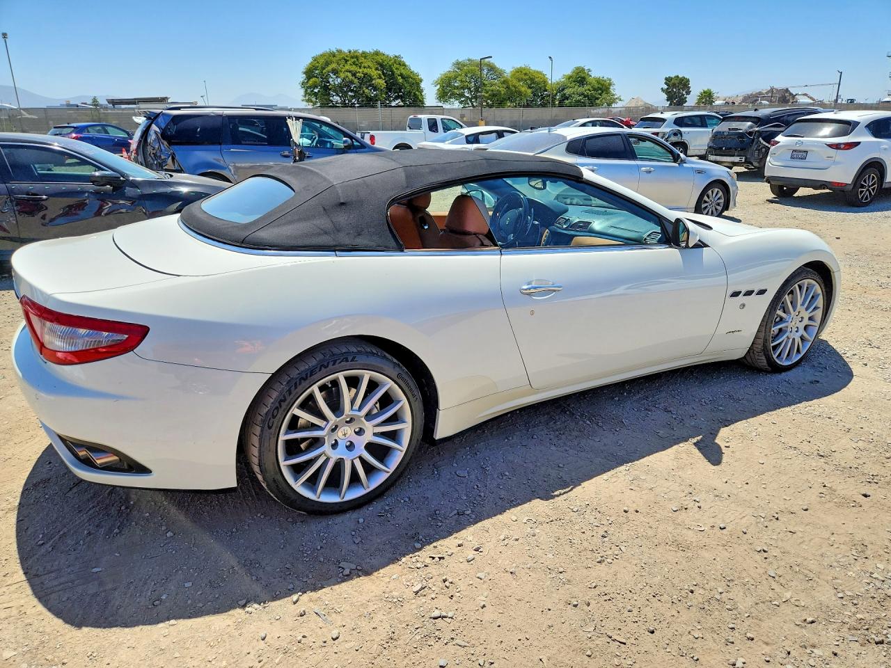 2010 Maserati Granturismo White vin: ZAM45KMA8A0052250