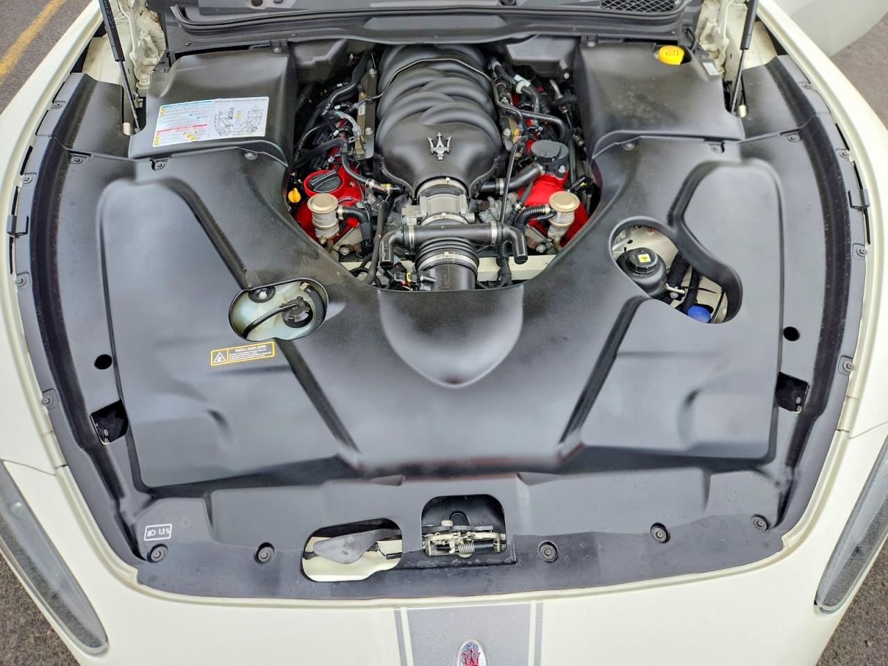 2012 Maserati Granturismo S White vin: ZAM45MLA9C0065184