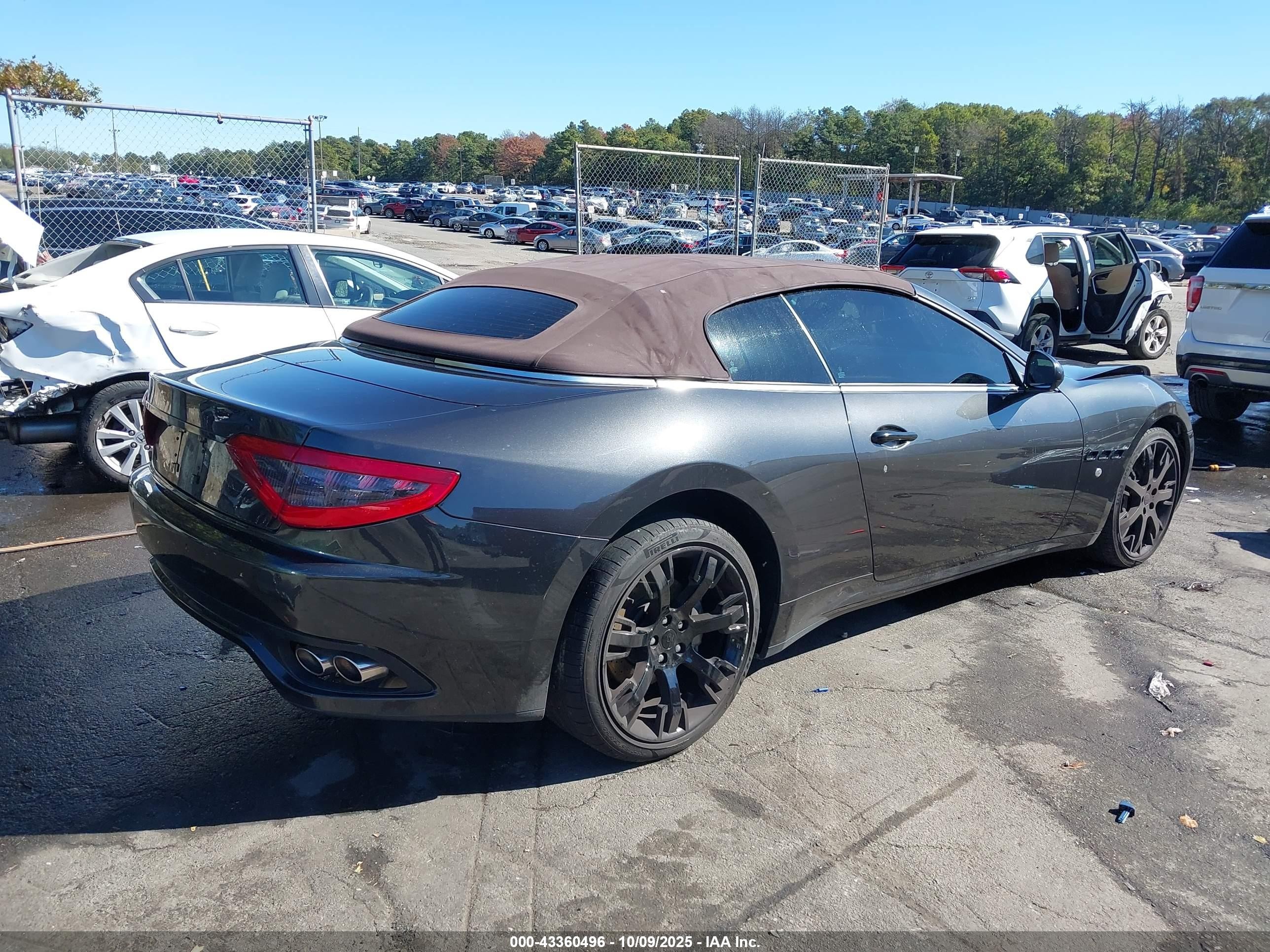 2013 Maserati Granturismo   Gray vin: ZAM45MMA1D0067267