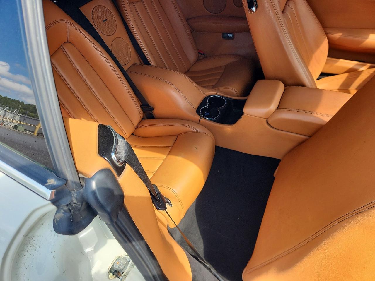 2013 Maserati Granturismo S White vin: ZAM45MMA4D0068445
