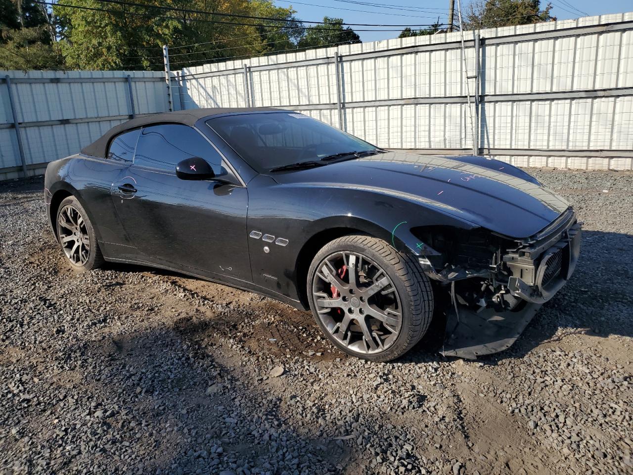 2013 Maserati Granturismo S Black vin: ZAM45MMA8D0068979