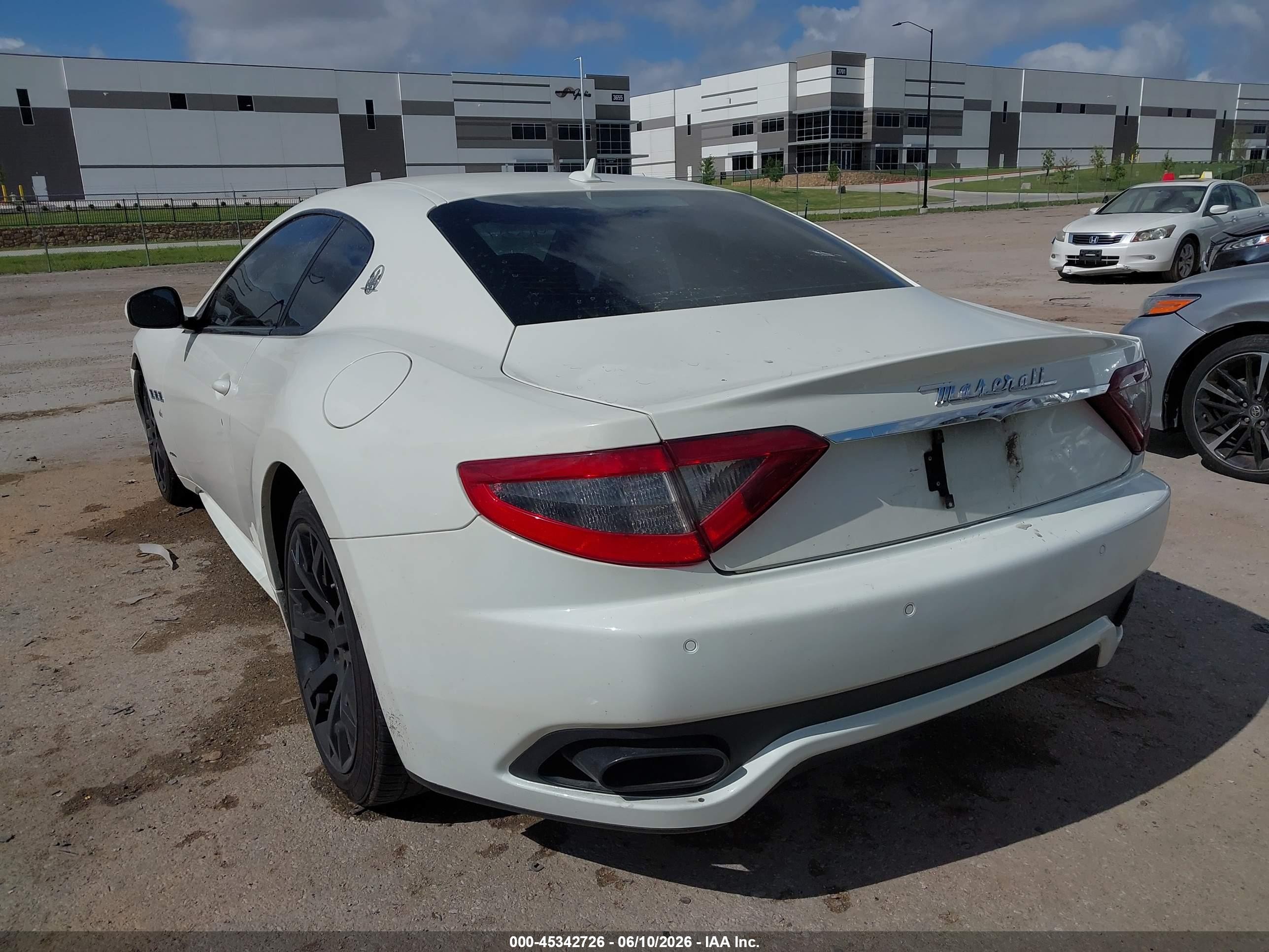 2014 Maserati Granturismo Mc/sport White vin: ZAM45VLA3E0109401
