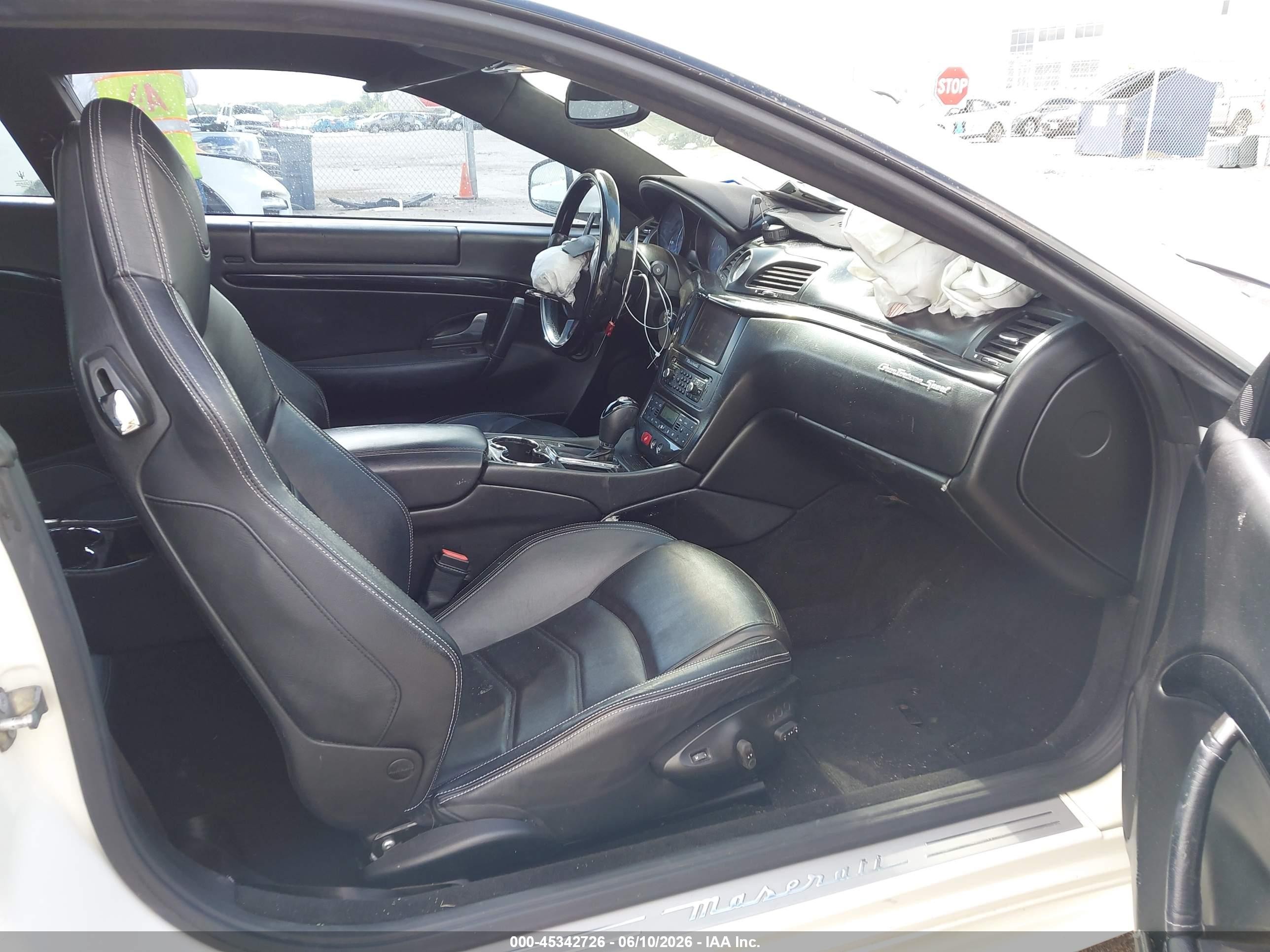 2014 Maserati Granturismo Mc/sport White vin: ZAM45VLA3E0109401