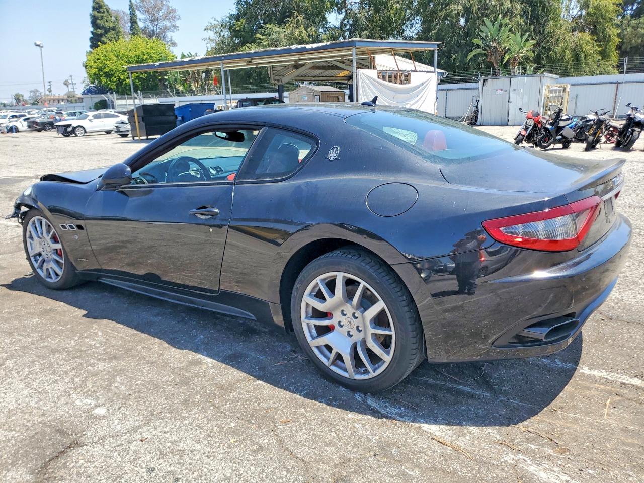 2015 Maserati Granturismo S Black vin: ZAM45VLA3F0143632