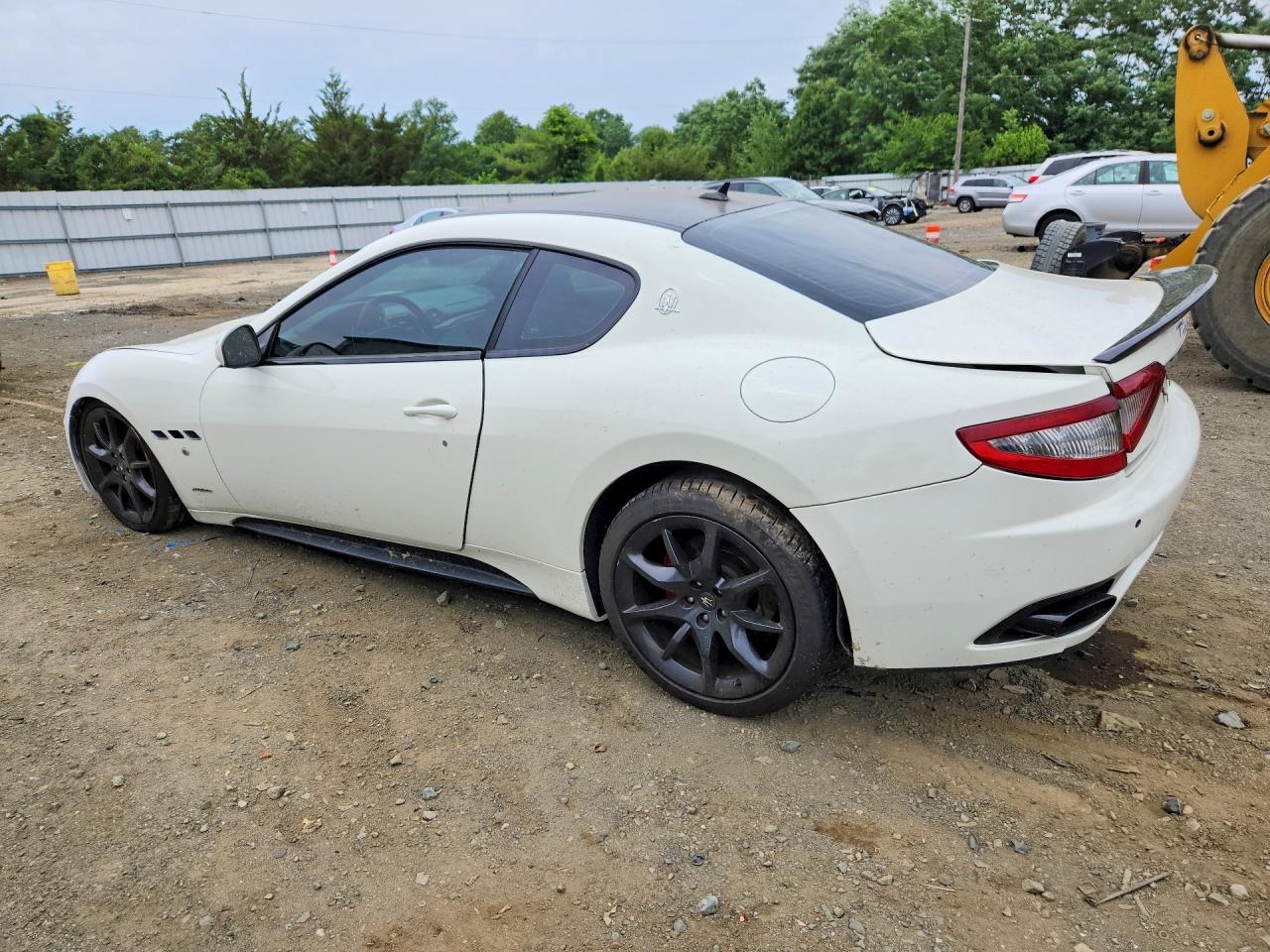 2013 Maserati Granturismo S White vin: ZAM45VLA5D0069739