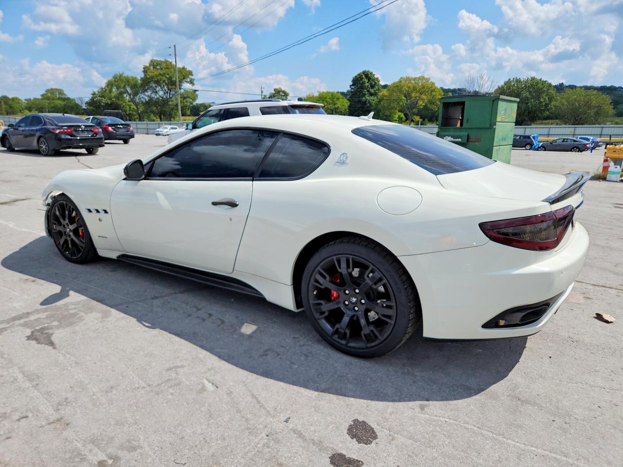 2014 Maserati Granturismo S White vin: ZAM45VLA8E0075360