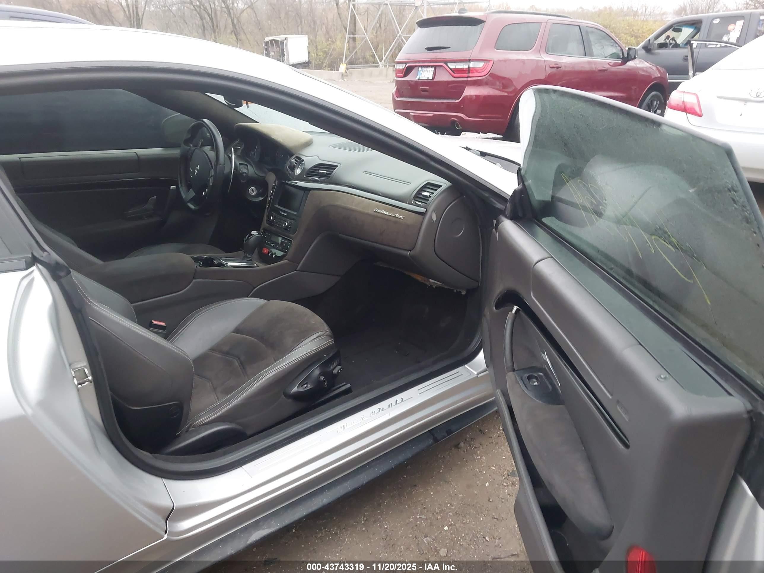 2013 Maserati Granturismo Mc/sport Silver vin: ZAM45VLAXD0067176